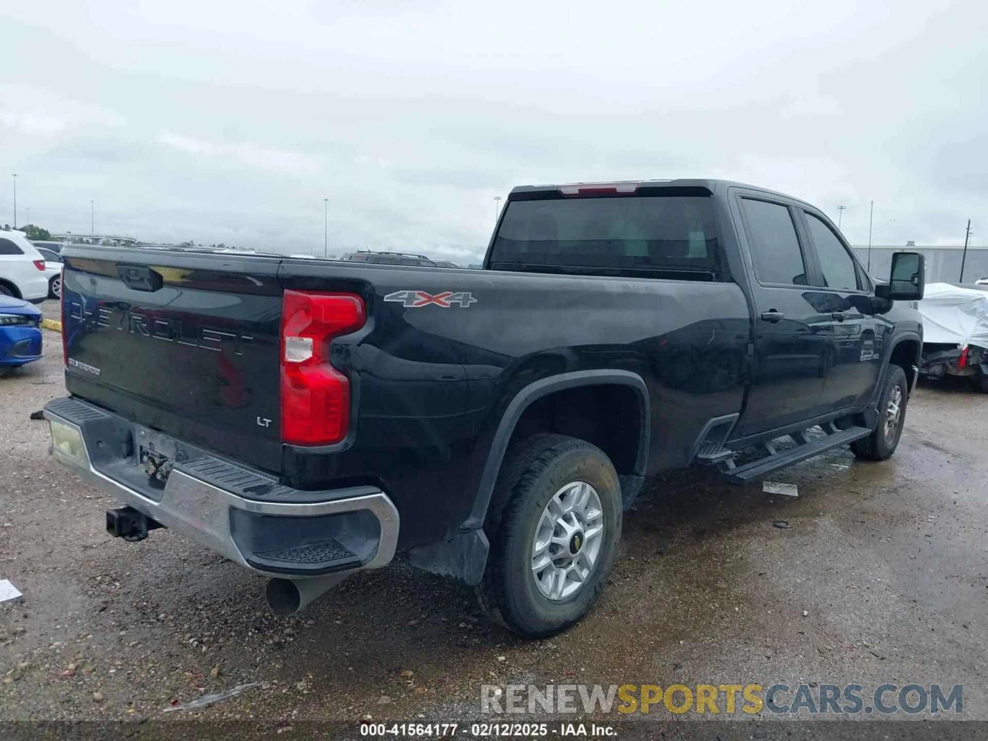 4 fotografías del automóvil dañado 1GC4YNEY1NF217213 CHEVROLET SILVERADO 2500HD 2022