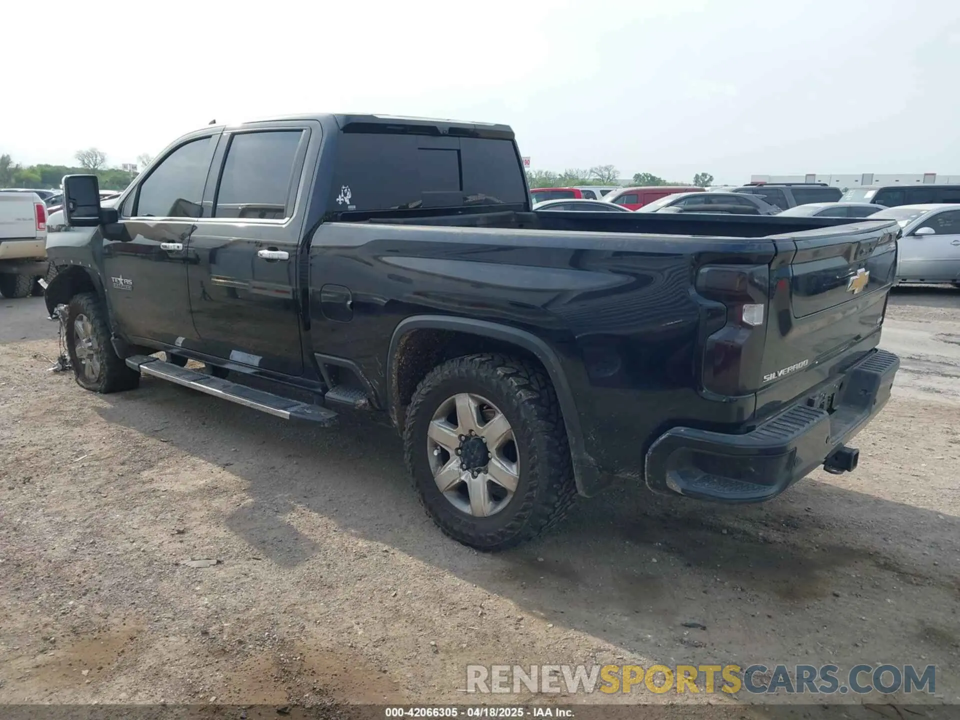 3 fotografías del automóvil dañado 1GC4YPEY3NF327269 CHEVROLET SILVERADO 2500HD 2022