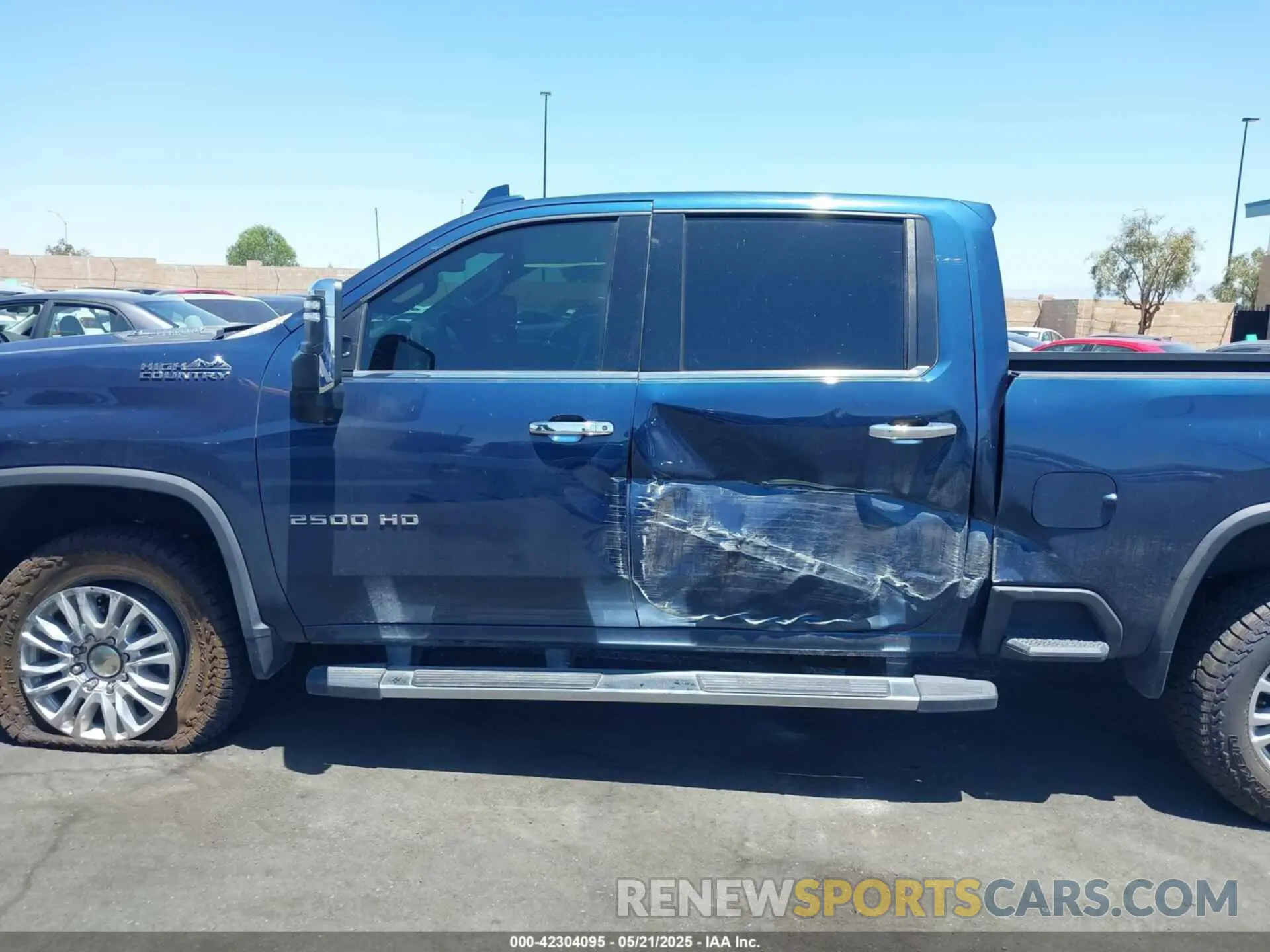 15 fotografías del automóvil dañado 1GC4YREY6NF109953 CHEVROLET SILVERADO 2500HD 2022