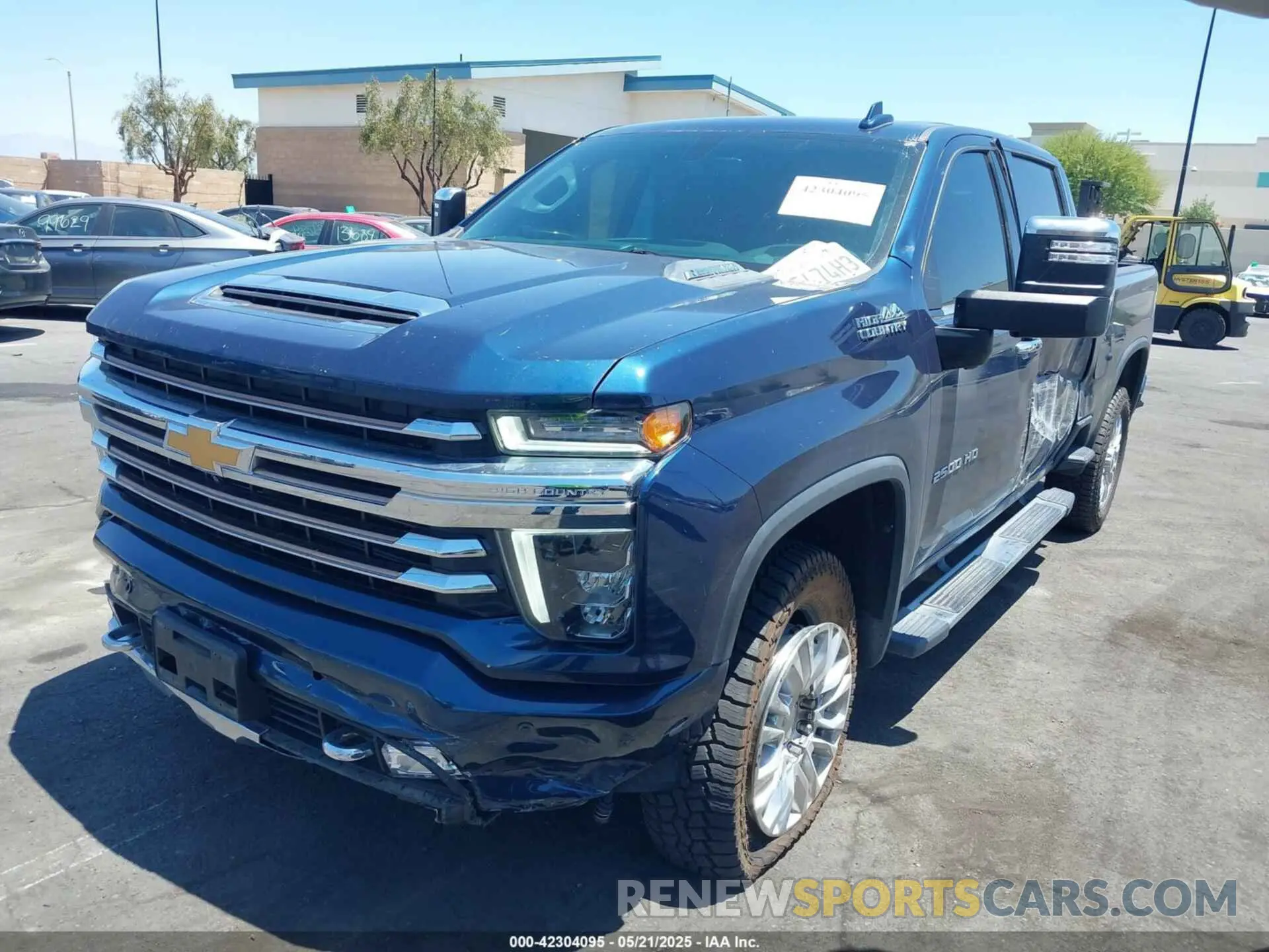 2 fotografías del automóvil dañado 1GC4YREY6NF109953 CHEVROLET SILVERADO 2500HD 2022