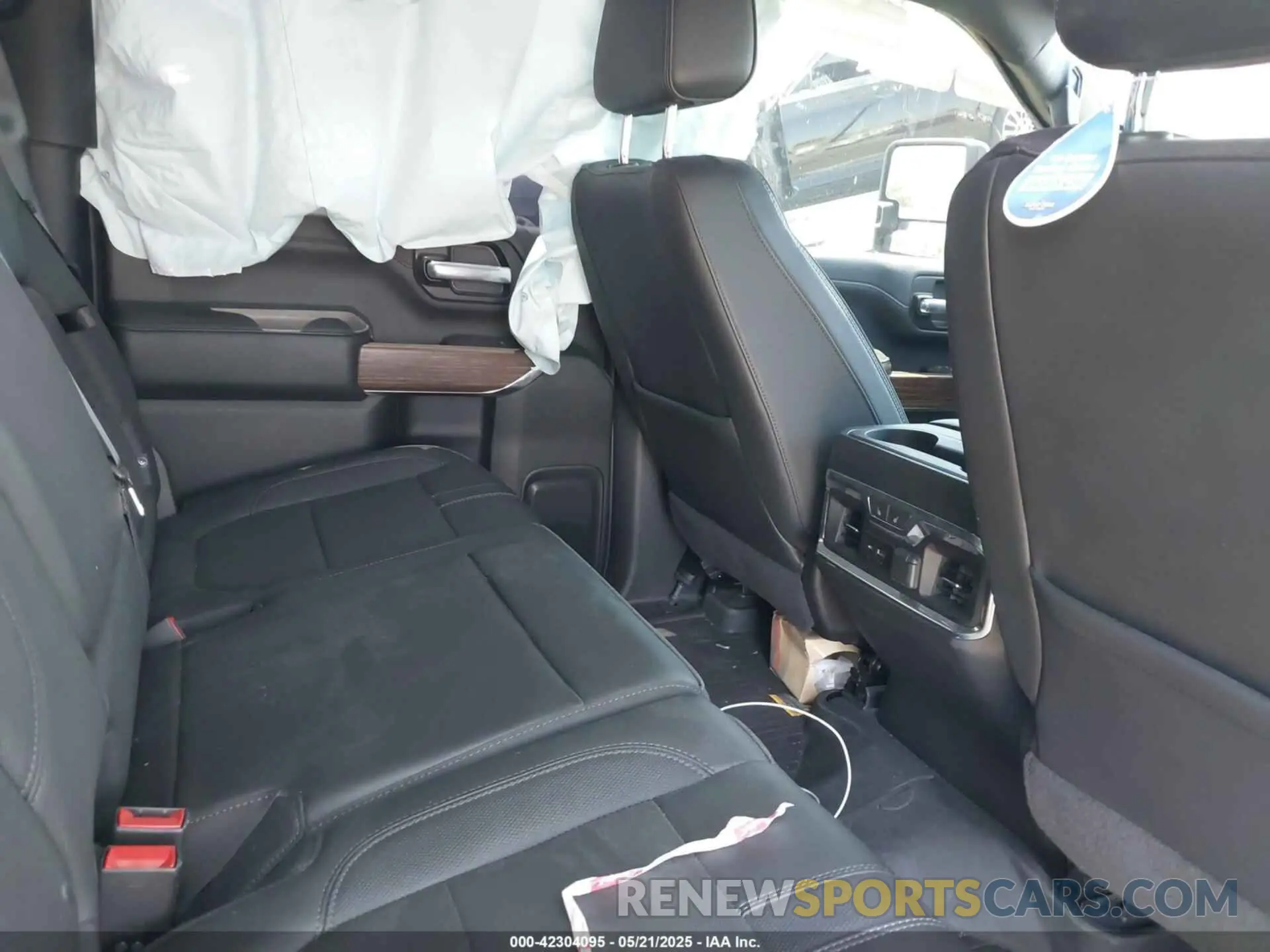 8 fotografías del automóvil dañado 1GC4YREY6NF109953 CHEVROLET SILVERADO 2500HD 2022