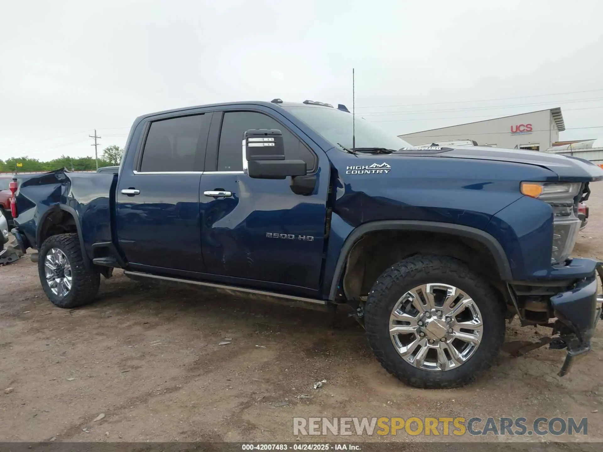 13 fotografías del automóvil dañado 1GC4YREY6NF356440 CHEVROLET SILVERADO 2500HD 2022