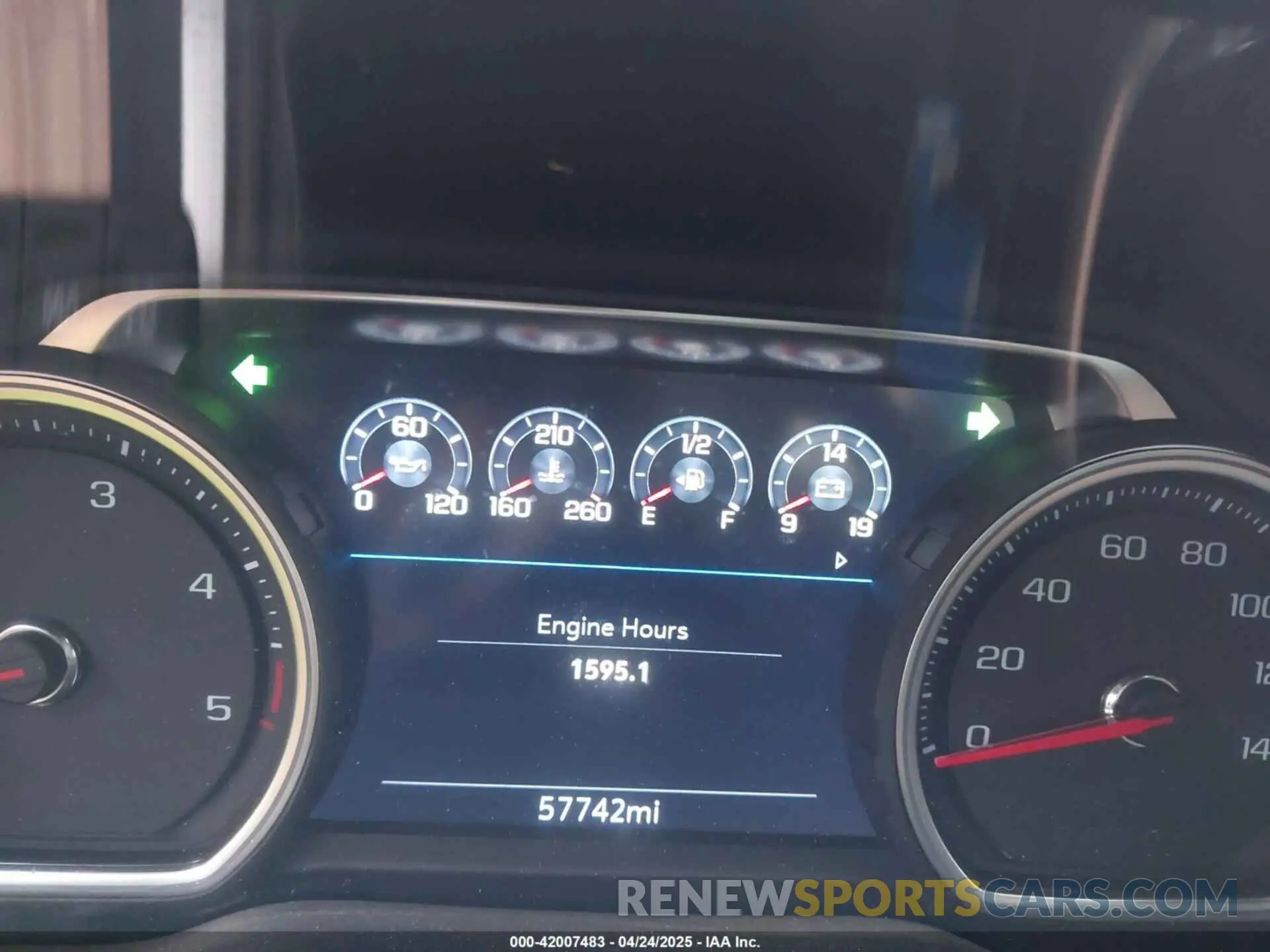5 fotografías del automóvil dañado 1GC4YREY6NF356440 CHEVROLET SILVERADO 2500HD 2022