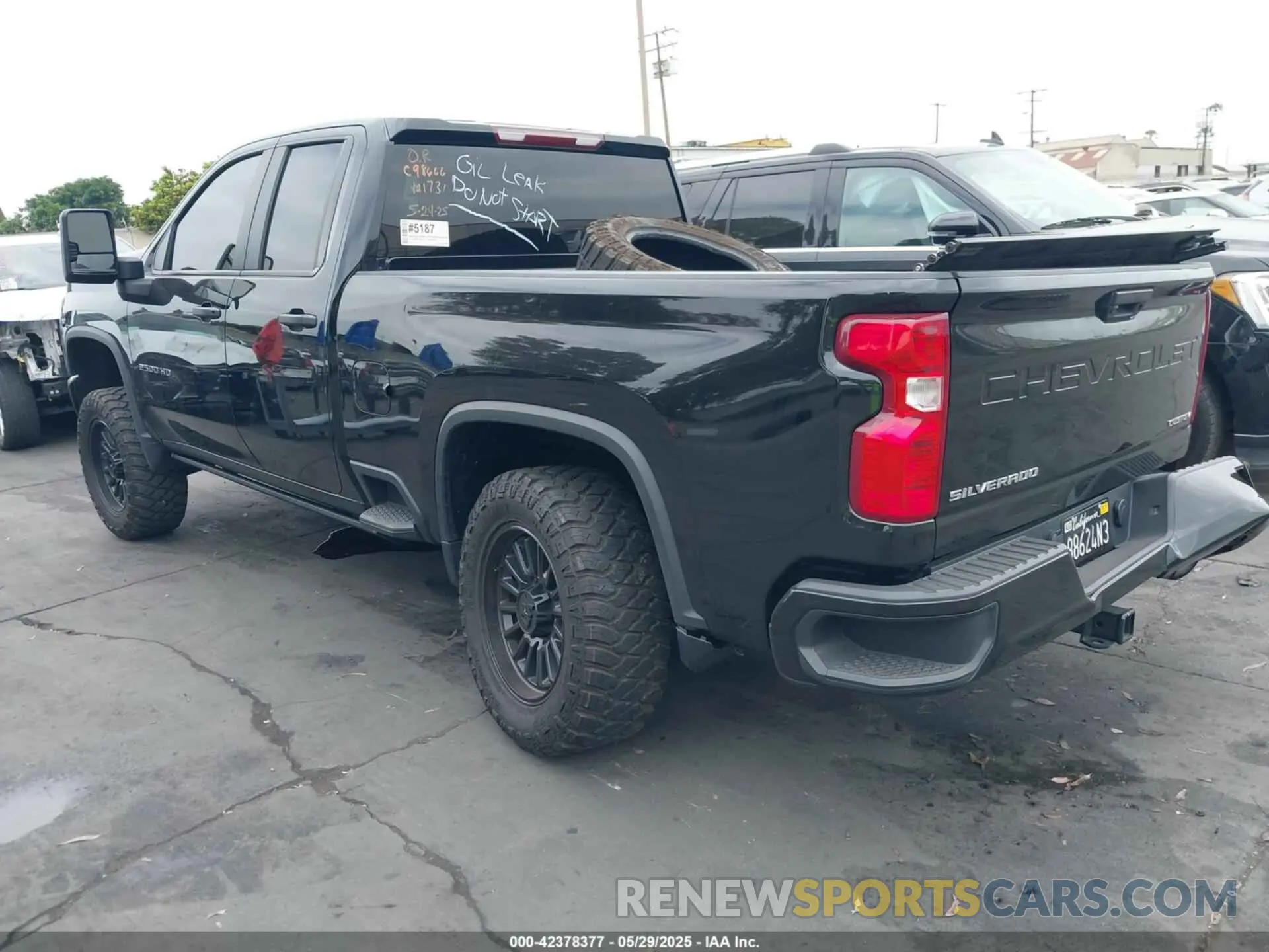 3 fotografías del automóvil dañado 1GC5WME76NF351713 CHEVROLET SILVERADO 2500HD 2022