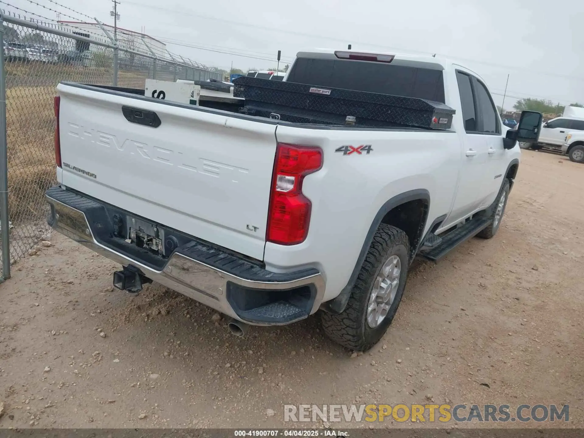 4 fotografías del automóvil dañado 1GC5YNE77NF324942 CHEVROLET SILVERADO 2500HD 2022