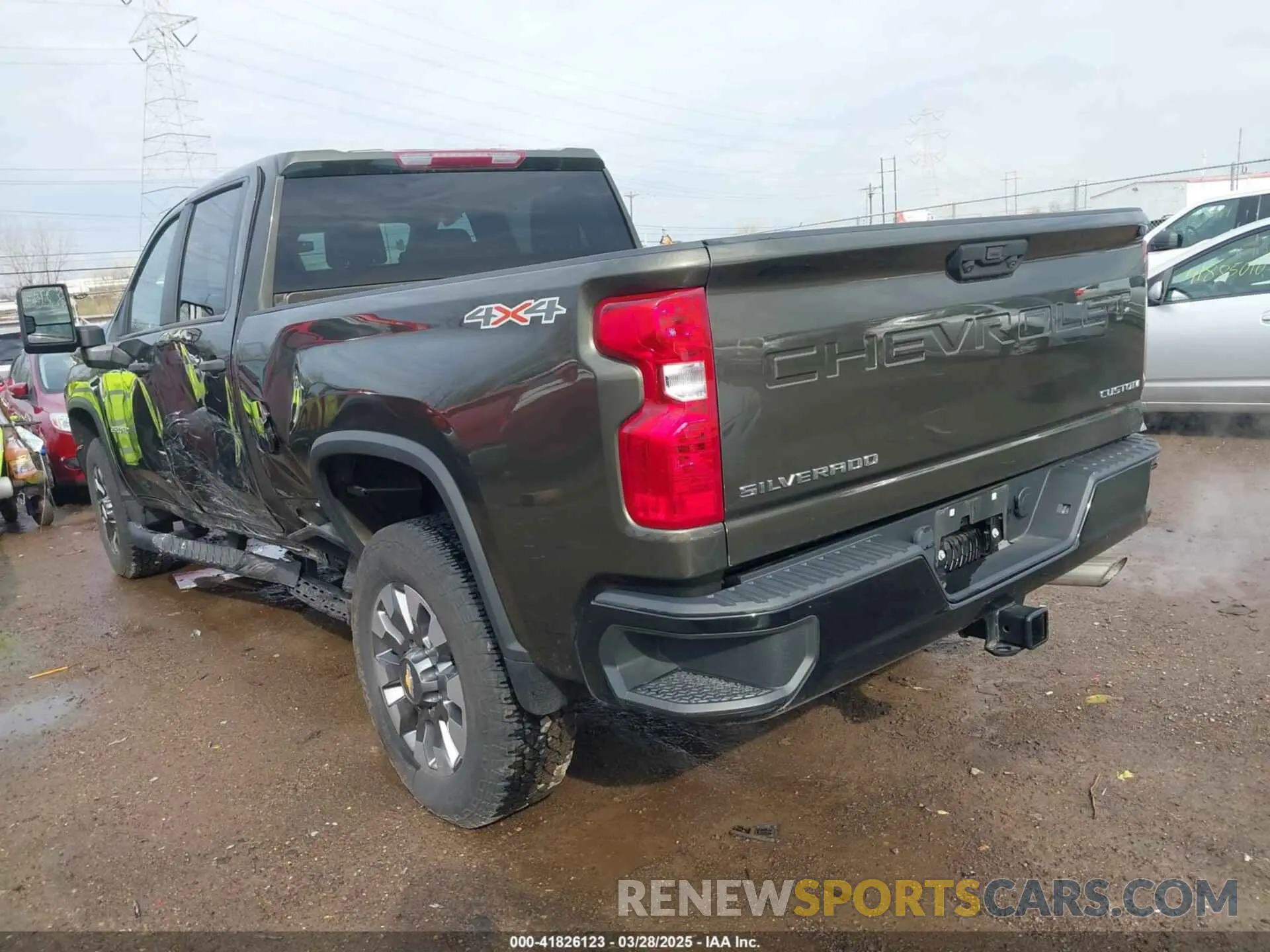 3 fotografías del automóvil dañado 2GC4YME78N1223955 CHEVROLET SILVERADO 2500HD 2022