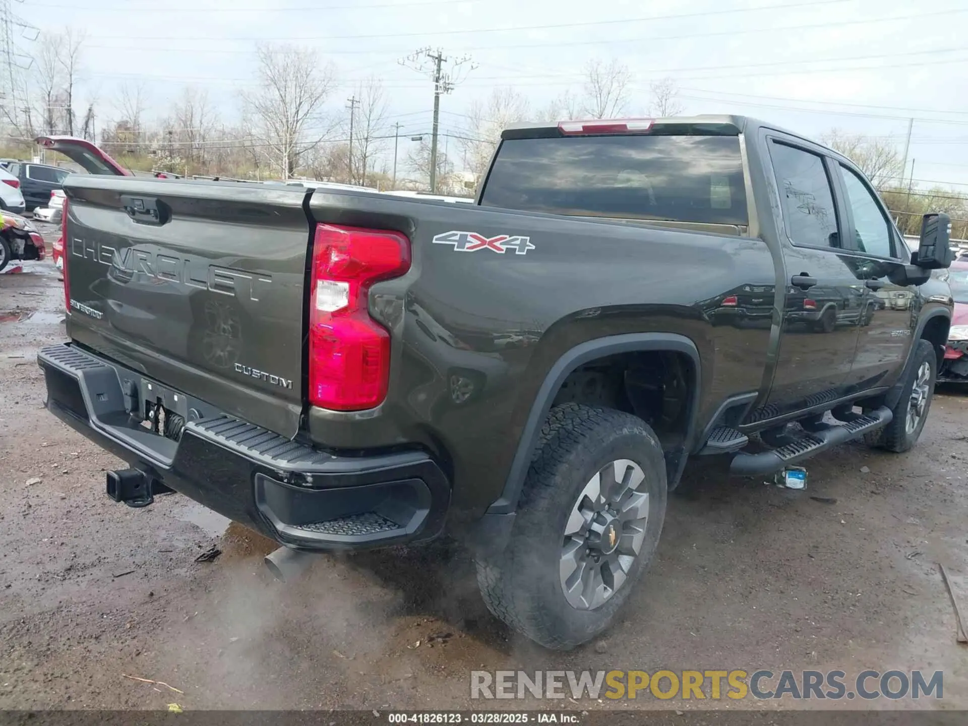 4 fotografías del automóvil dañado 2GC4YME78N1223955 CHEVROLET SILVERADO 2500HD 2022