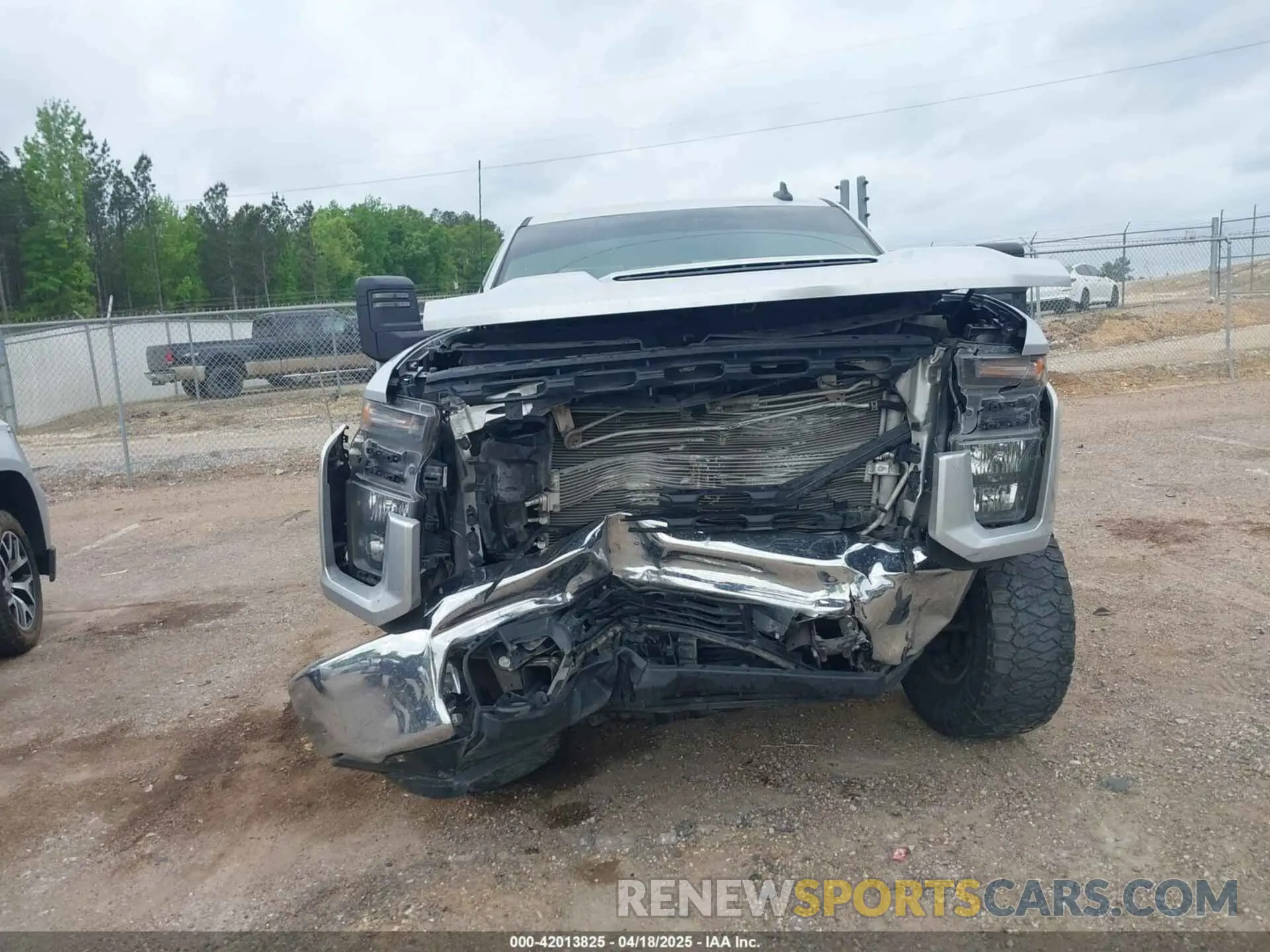 10 fotografías del automóvil dañado 2GC4YNEY7N1227624 CHEVROLET SILVERADO 2500HD 2022