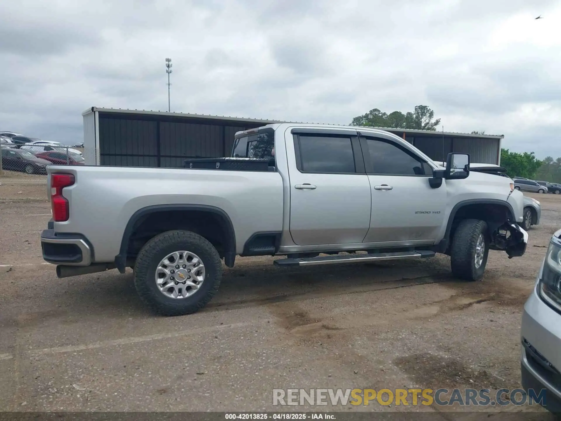 12 fotografías del automóvil dañado 2GC4YNEY7N1227624 CHEVROLET SILVERADO 2500HD 2022