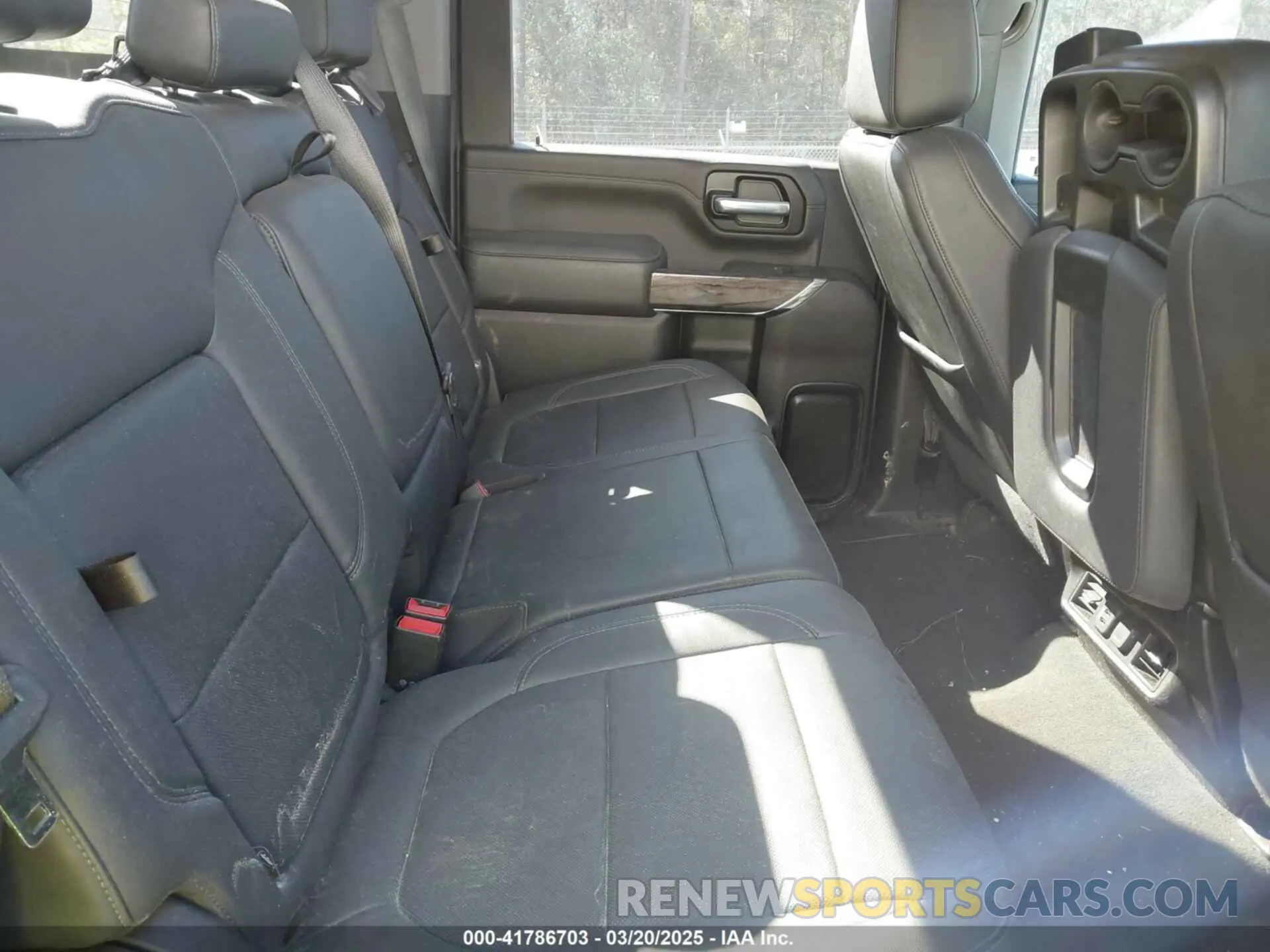 6 fotografías del automóvil dañado 2GC4YPEY5N1232574 CHEVROLET SILVERADO 2500HD 2022