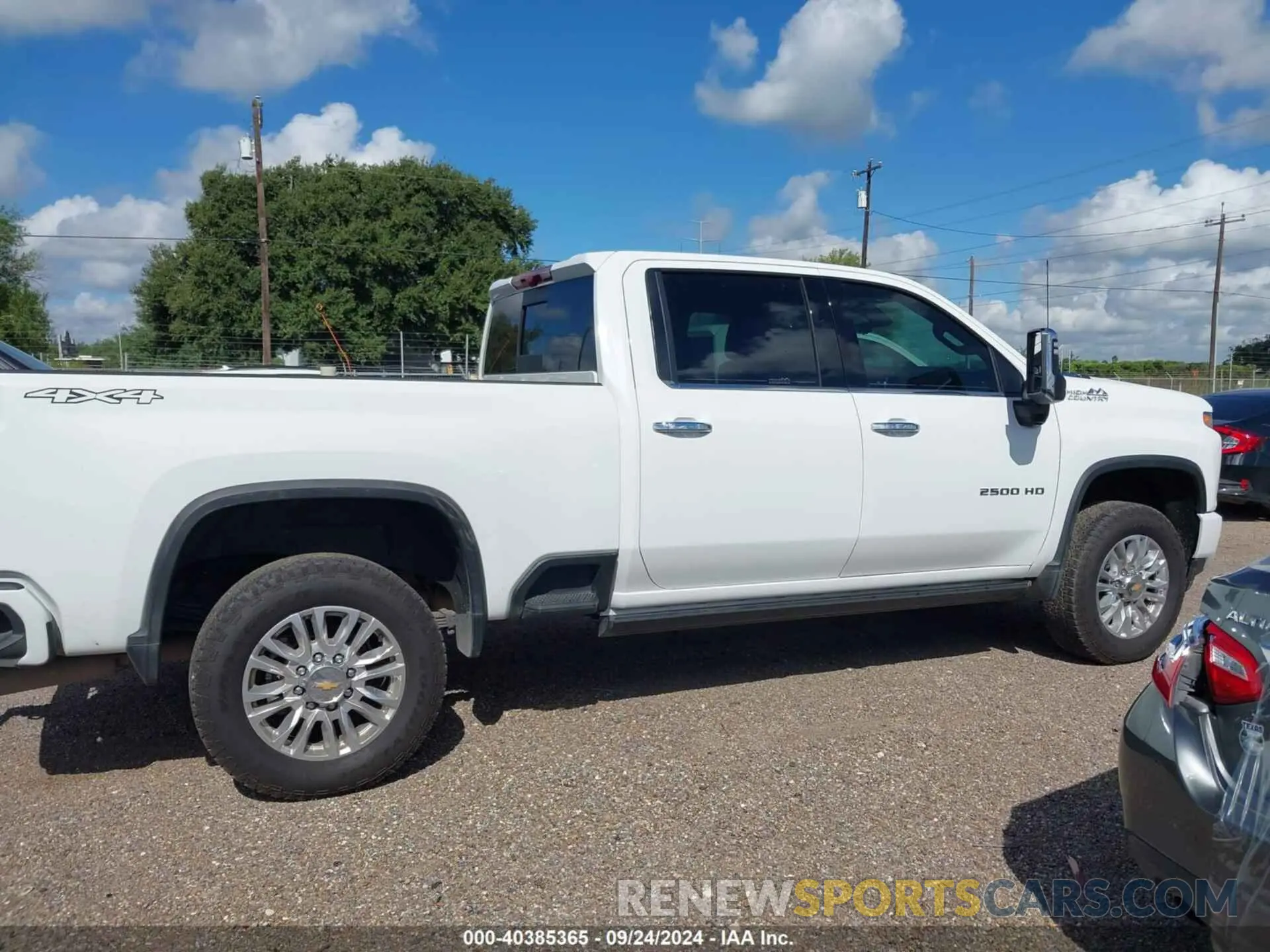16 fotografías del automóvil dañado 2GC4YREYXN1245607 CHEVROLET SILVERADO 2500HD 2022
