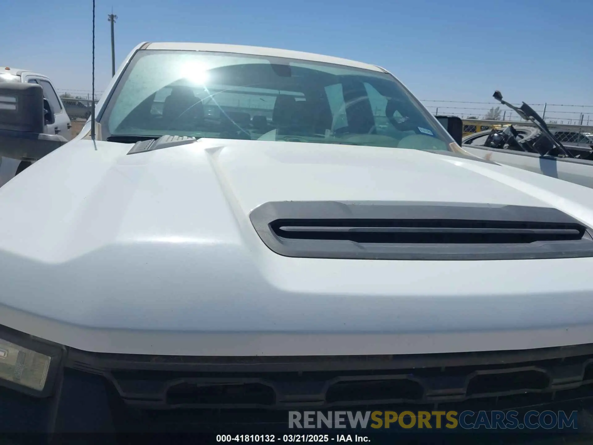 9 fotografías del automóvil dañado 1GB4YLE71PF160904 CHEVROLET SILVERADO 2500HD 2023