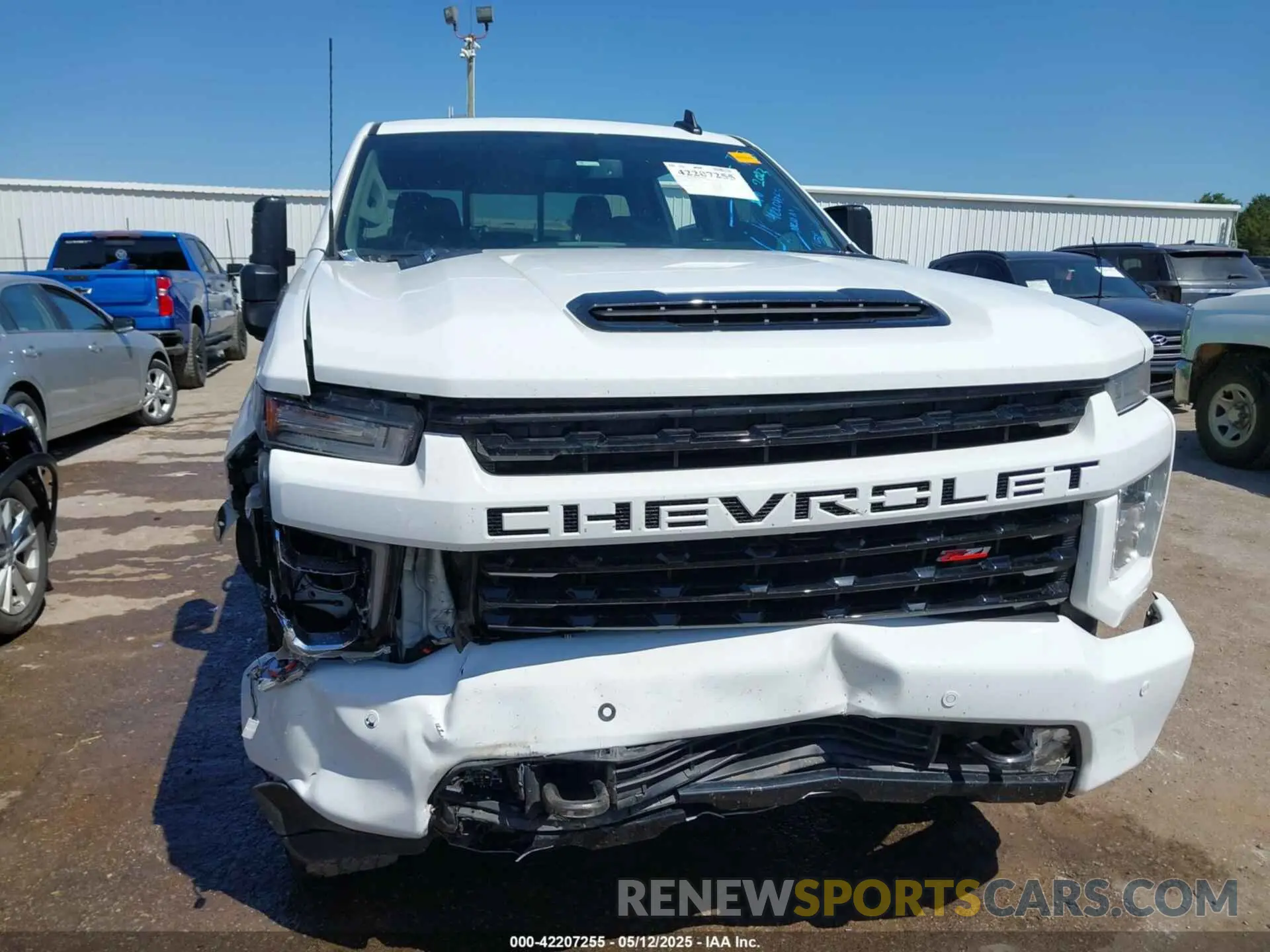 12 fotografías del automóvil dañado 1GC4YNEYXPF237415 CHEVROLET SILVERADO 2500HD 2023