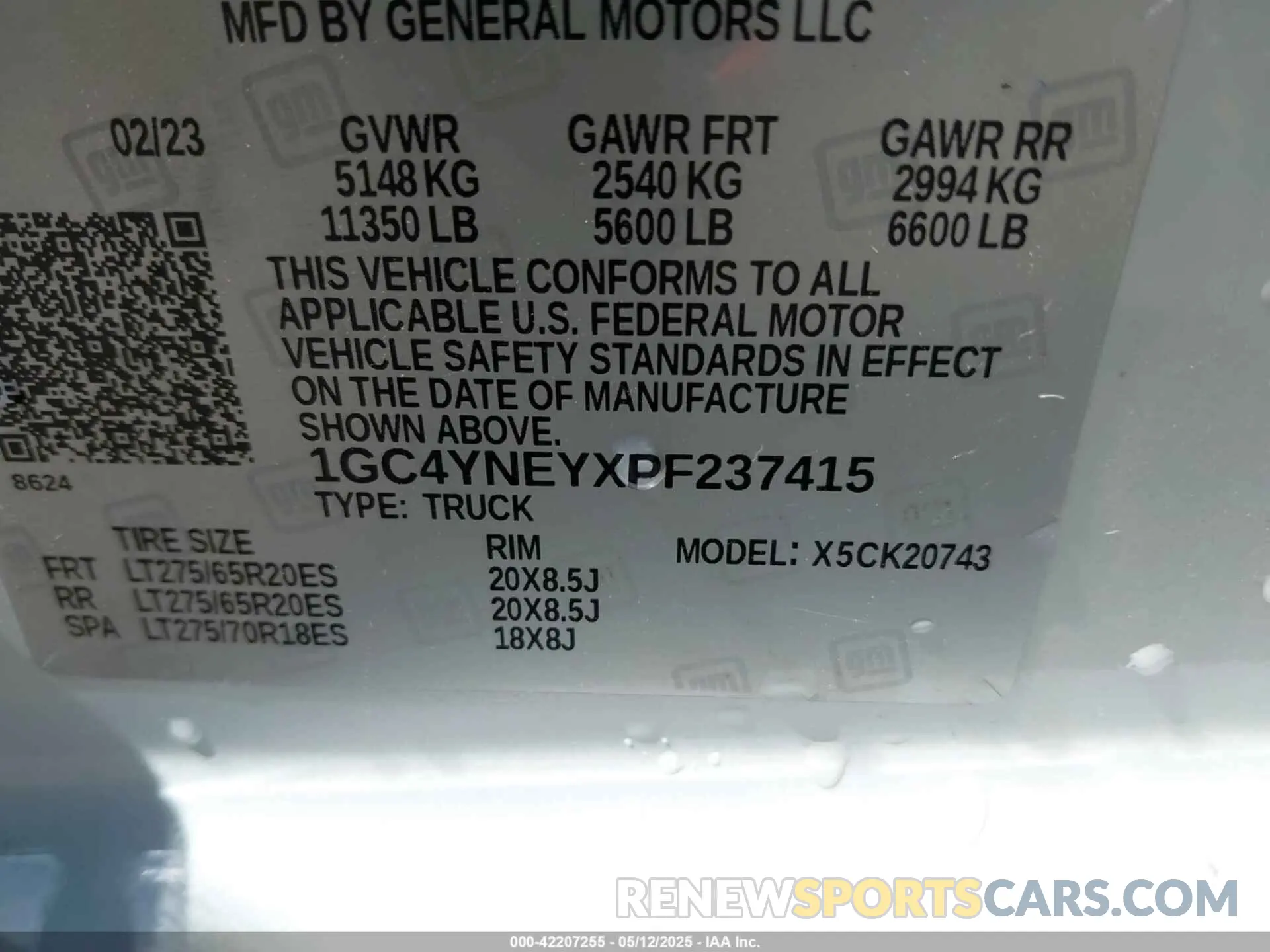 8 fotografías del automóvil dañado 1GC4YNEYXPF237415 CHEVROLET SILVERADO 2500HD 2023