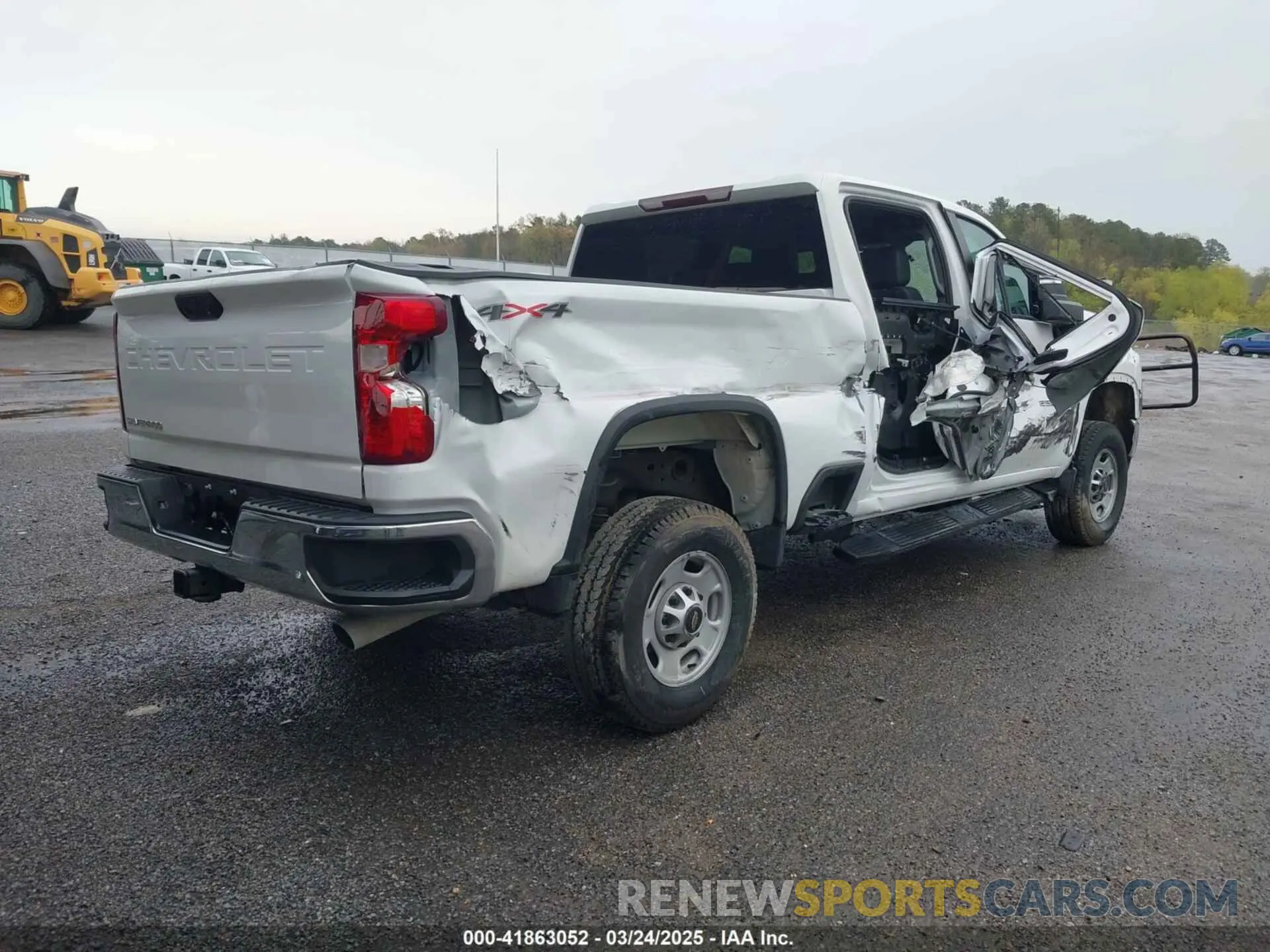 4 fotografías del automóvil dañado 2GC1YLE79P1708993 CHEVROLET SILVERADO 2500HD 2023