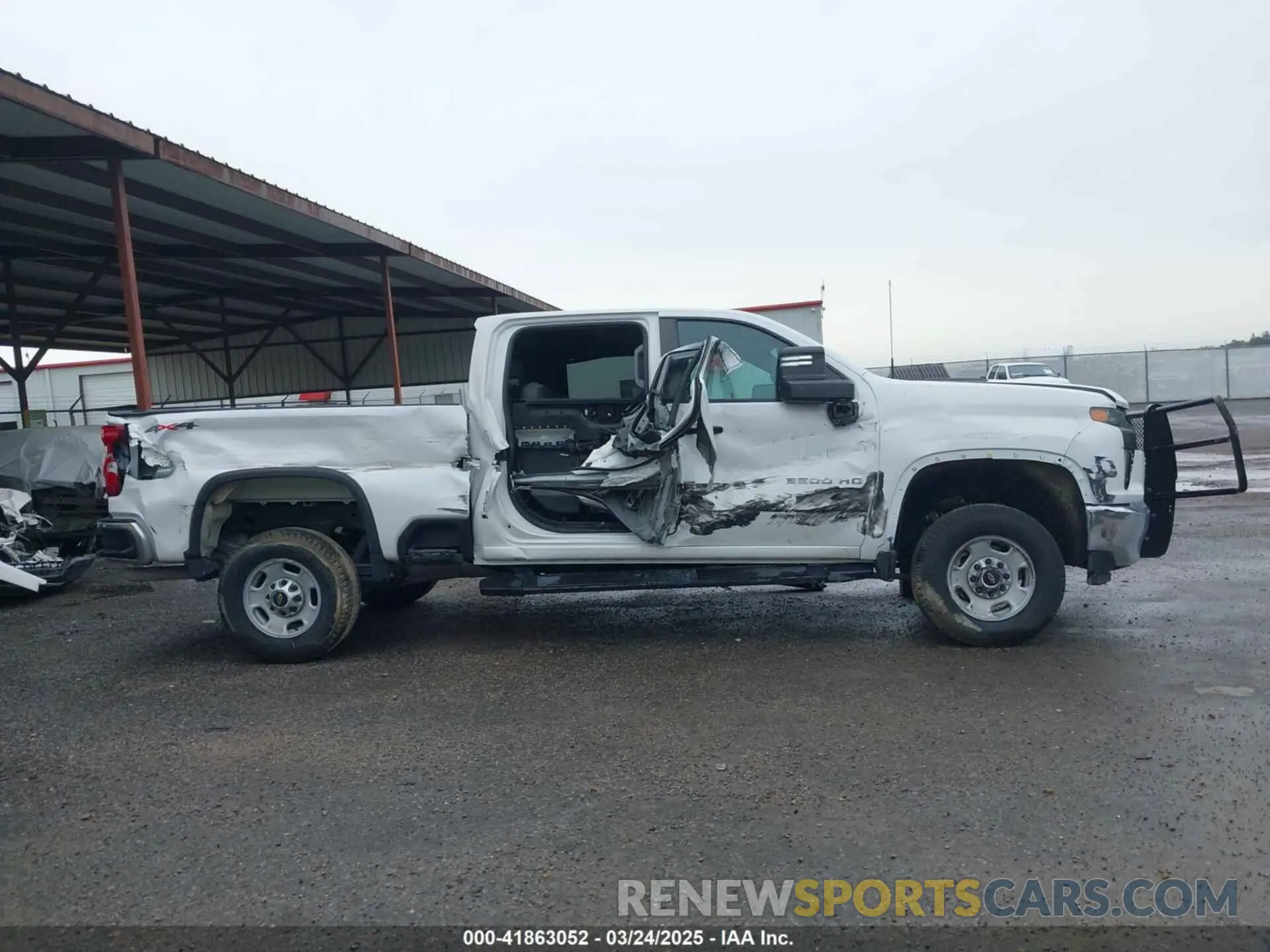 6 fotografías del automóvil dañado 2GC1YLE79P1708993 CHEVROLET SILVERADO 2500HD 2023