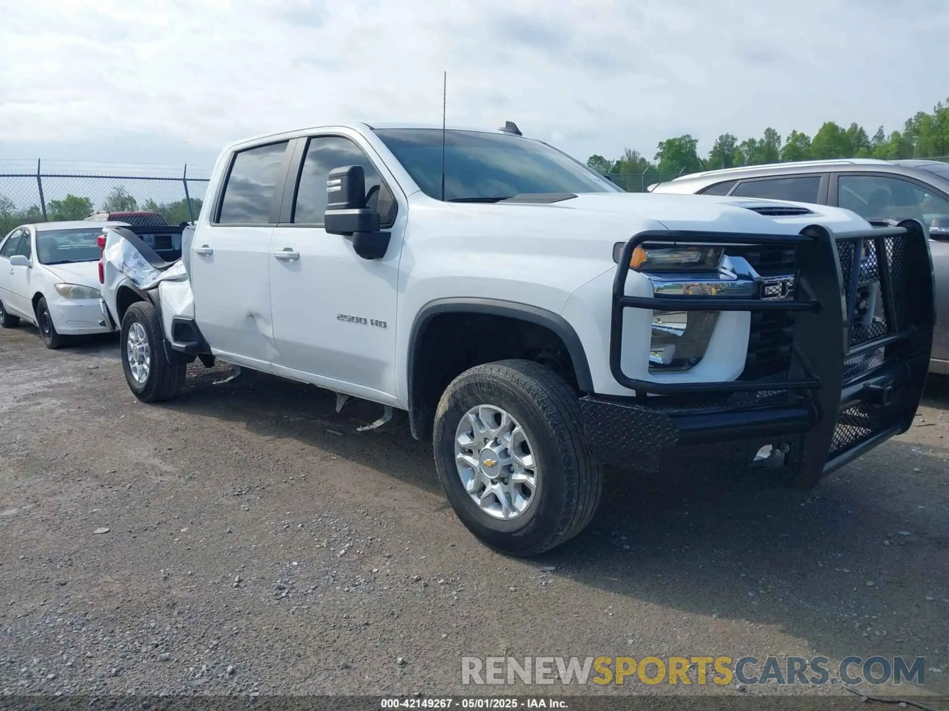 1 fotografías del automóvil dañado 2GC4YNE70P1730647 CHEVROLET SILVERADO 2500HD 2023