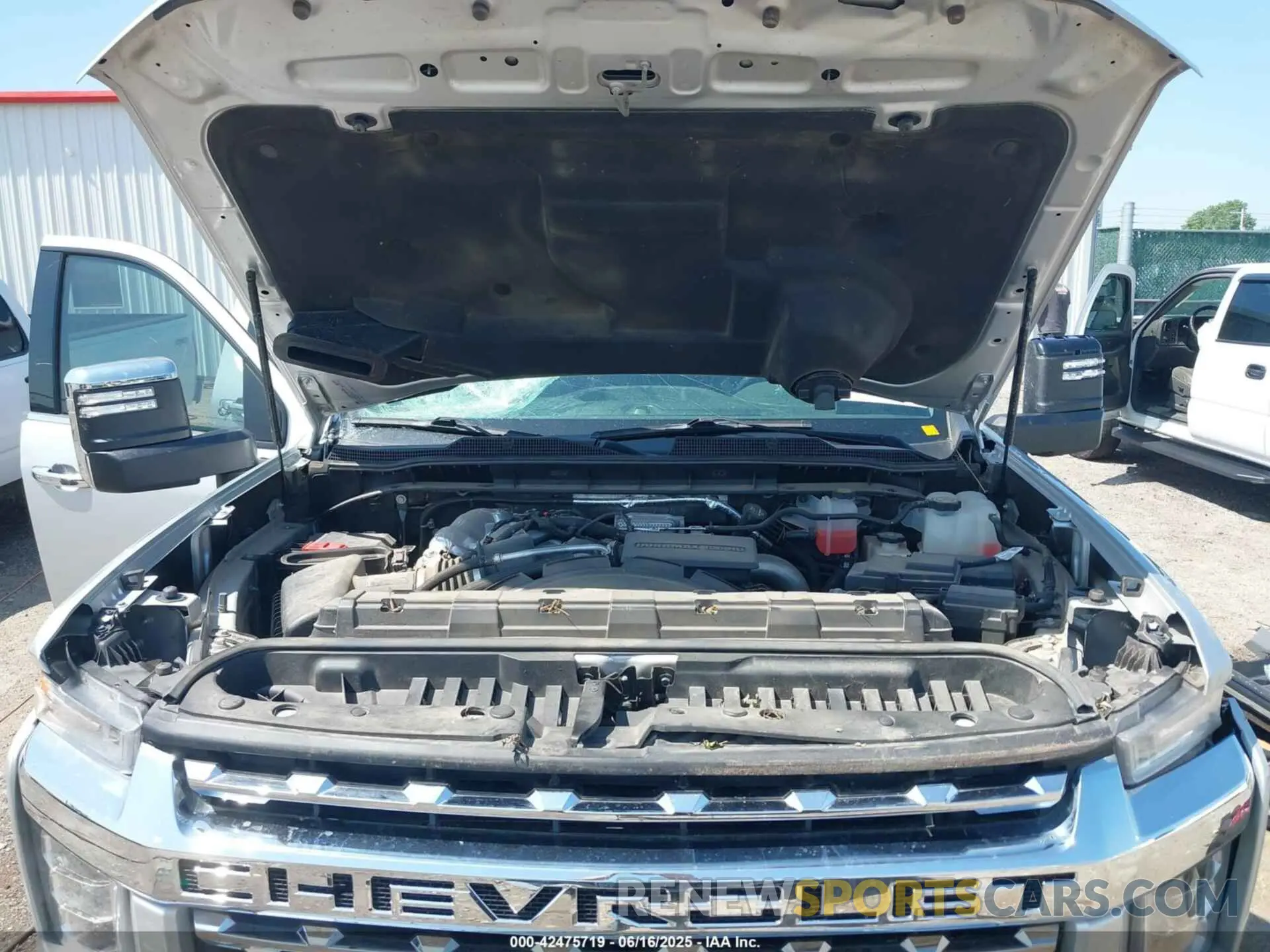 9 fotografías del automóvil dañado 2GC4YPEYXP1725881 CHEVROLET SILVERADO 2500HD 2023