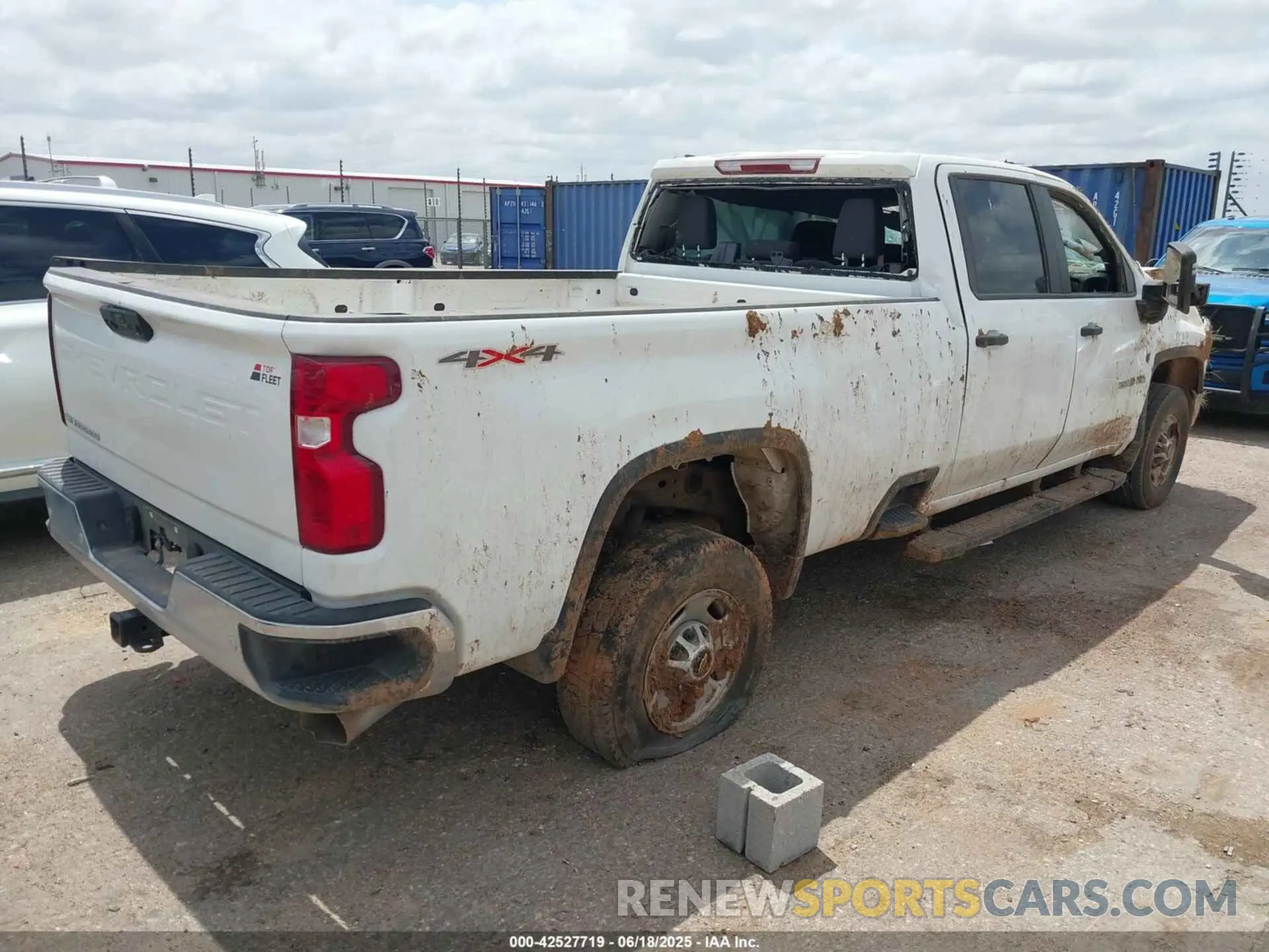4 fotografías del automóvil dañado 1GC1YLEY3RF403719 CHEVROLET SILVERADO 2500HD 2024