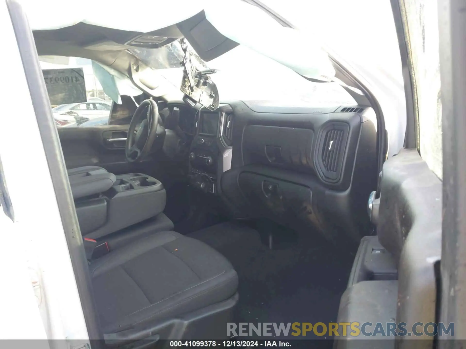 5 fotografías del automóvil dañado 1GC4YMEY1RF326691 CHEVROLET SILVERADO 2500HD 2024