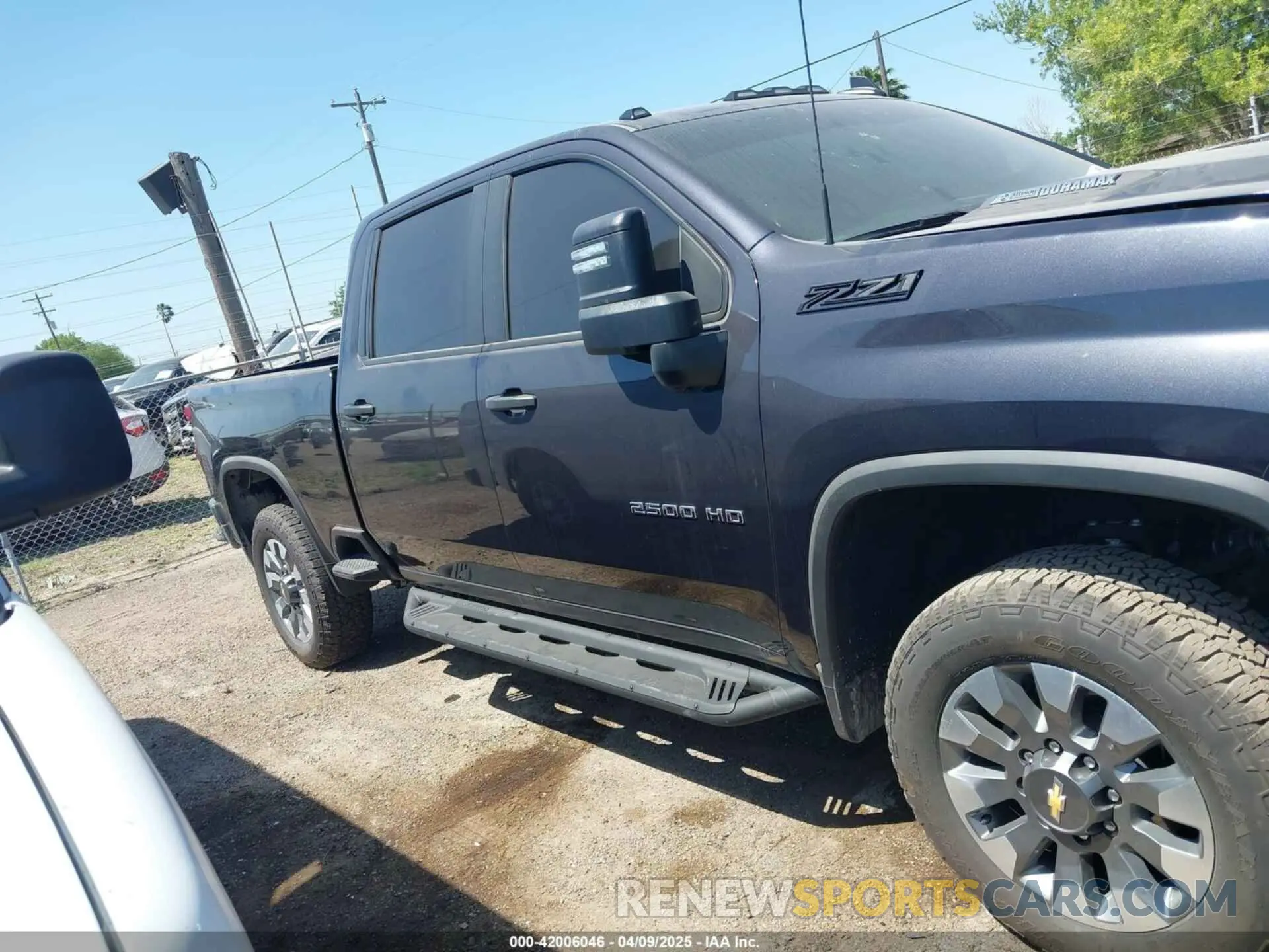 12 fotografías del automóvil dañado 1GC4YMEY6RF465988 CHEVROLET SILVERADO 2500HD 2024