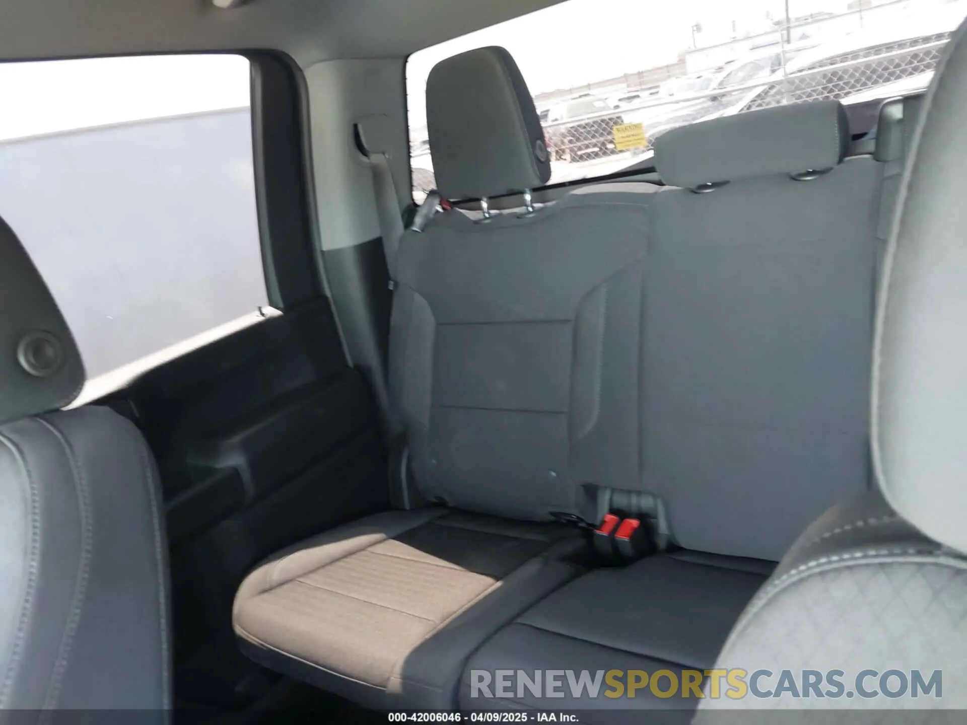 6 fotografías del automóvil dañado 1GC4YMEY6RF465988 CHEVROLET SILVERADO 2500HD 2024