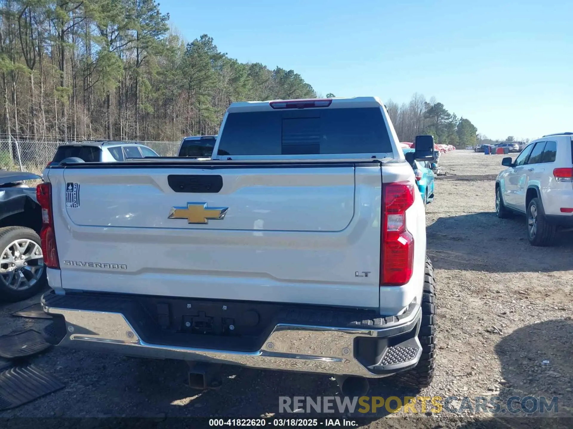 14 fotografías del automóvil dañado 1GC4YNEY1RF185367 CHEVROLET SILVERADO 2500HD 2024
