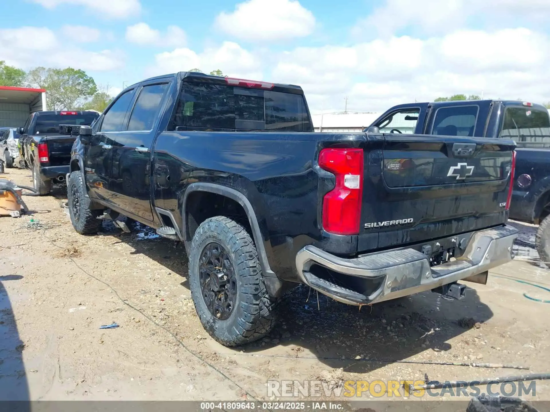 3 fotografías del automóvil dañado 1GC4YPEY6RF191094 CHEVROLET SILVERADO 2500HD 2024