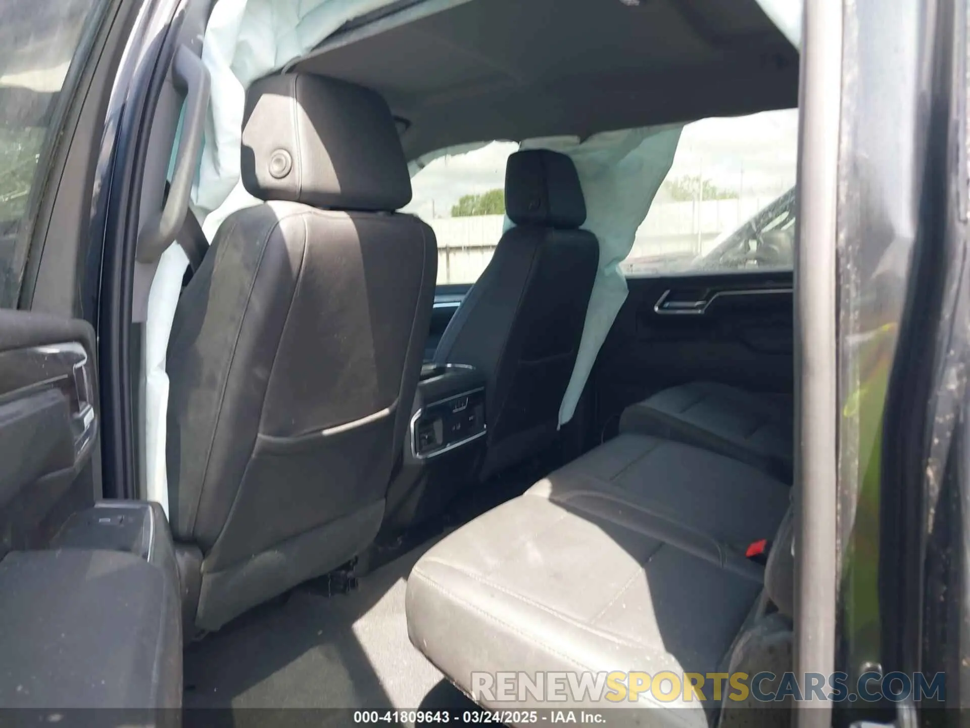 7 fotografías del automóvil dañado 1GC4YPEY6RF191094 CHEVROLET SILVERADO 2500HD 2024