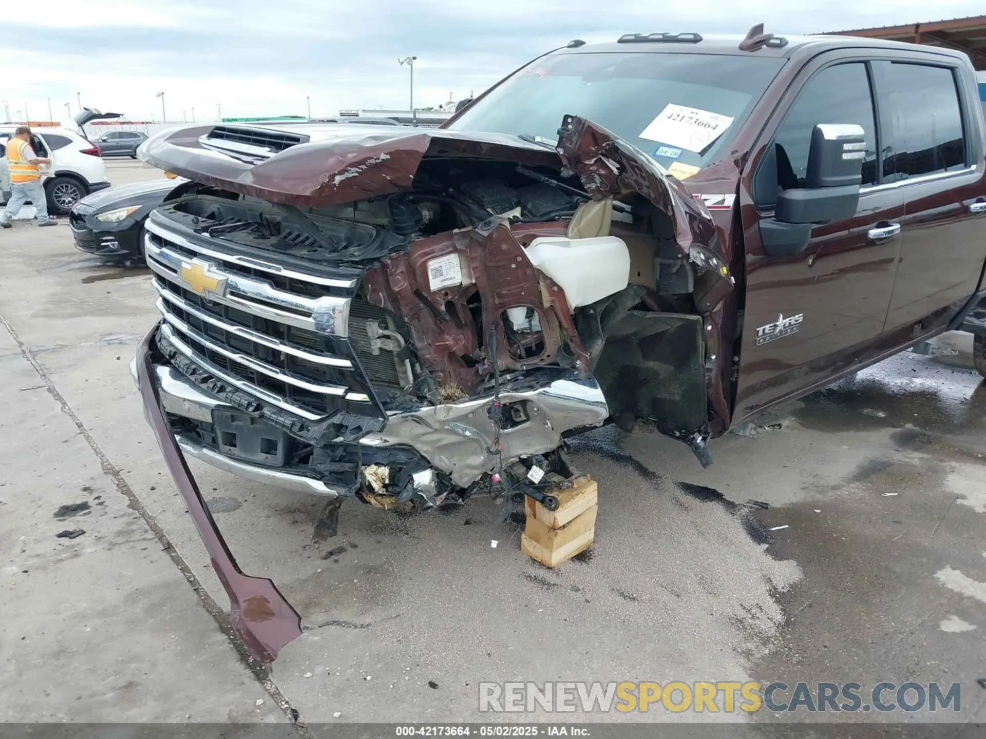 11 fotografías del automóvil dañado 1GC4YPEY6RF337932 CHEVROLET SILVERADO 2500HD 2024