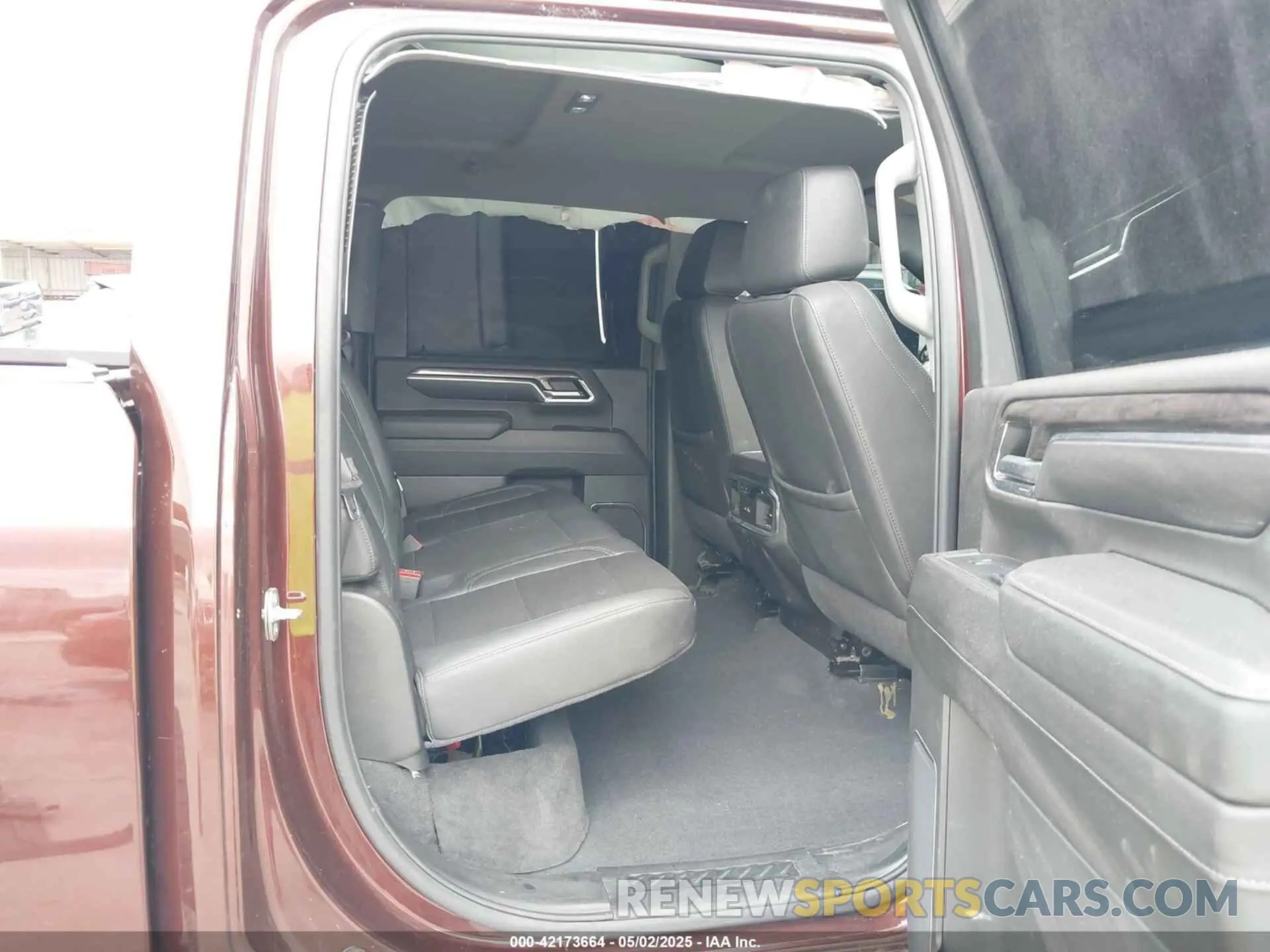 7 fotografías del automóvil dañado 1GC4YPEY6RF337932 CHEVROLET SILVERADO 2500HD 2024