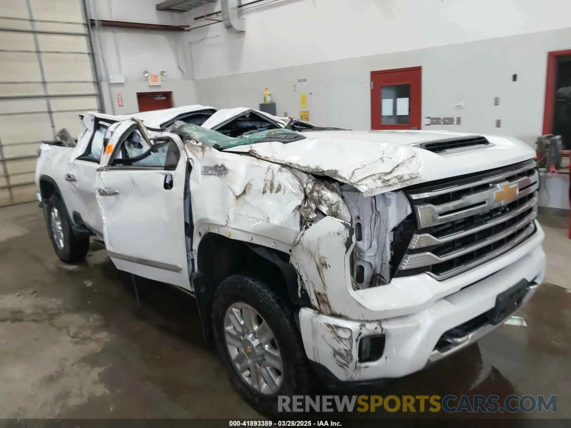 13 fotografías del automóvil dañado 1GC4YREY3RF366445 CHEVROLET SILVERADO 2500HD 2024