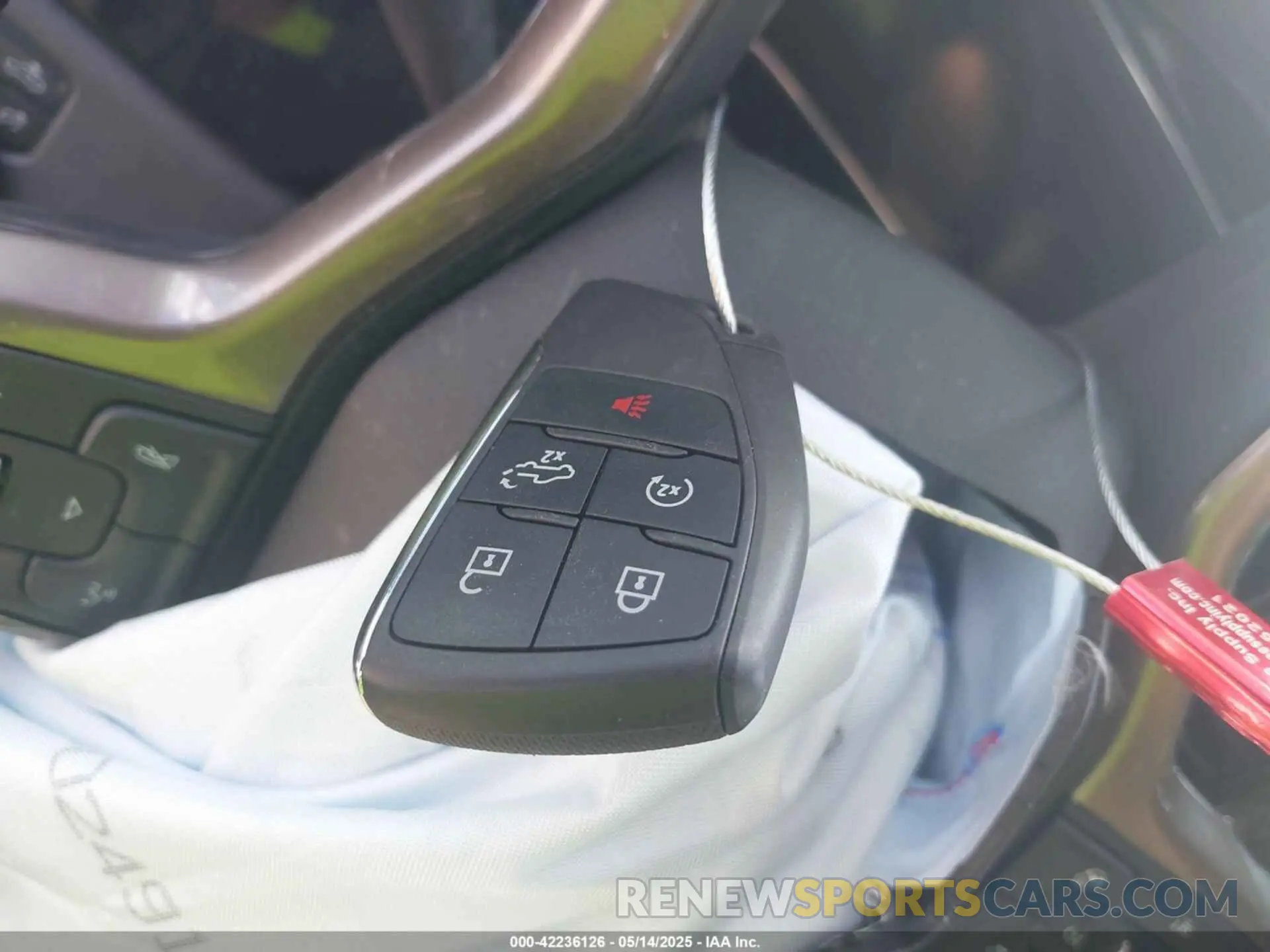 11 fotografías del automóvil dañado 1GC4YREY9RF146114 CHEVROLET SILVERADO 2500HD 2024