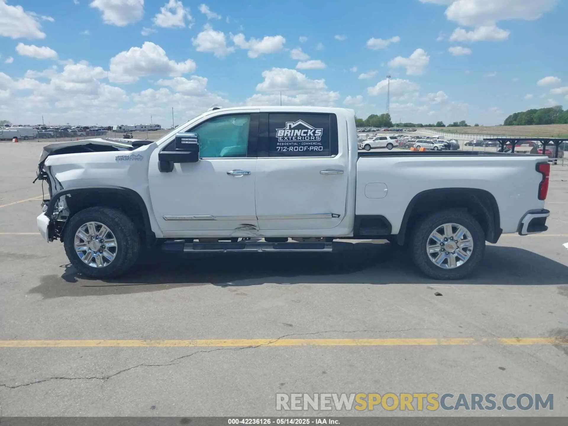 14 fotografías del automóvil dañado 1GC4YREY9RF146114 CHEVROLET SILVERADO 2500HD 2024