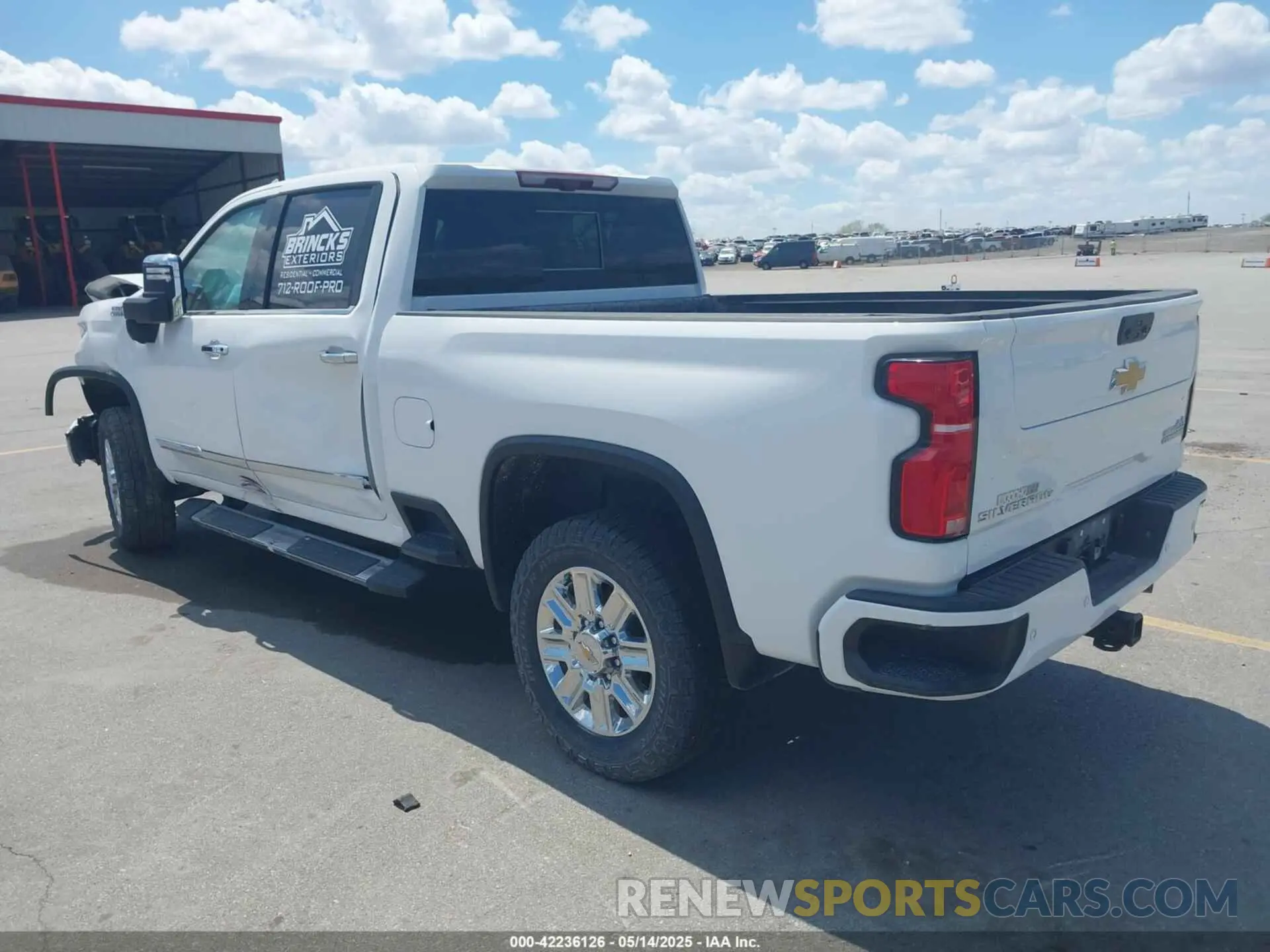 3 fotografías del automóvil dañado 1GC4YREY9RF146114 CHEVROLET SILVERADO 2500HD 2024