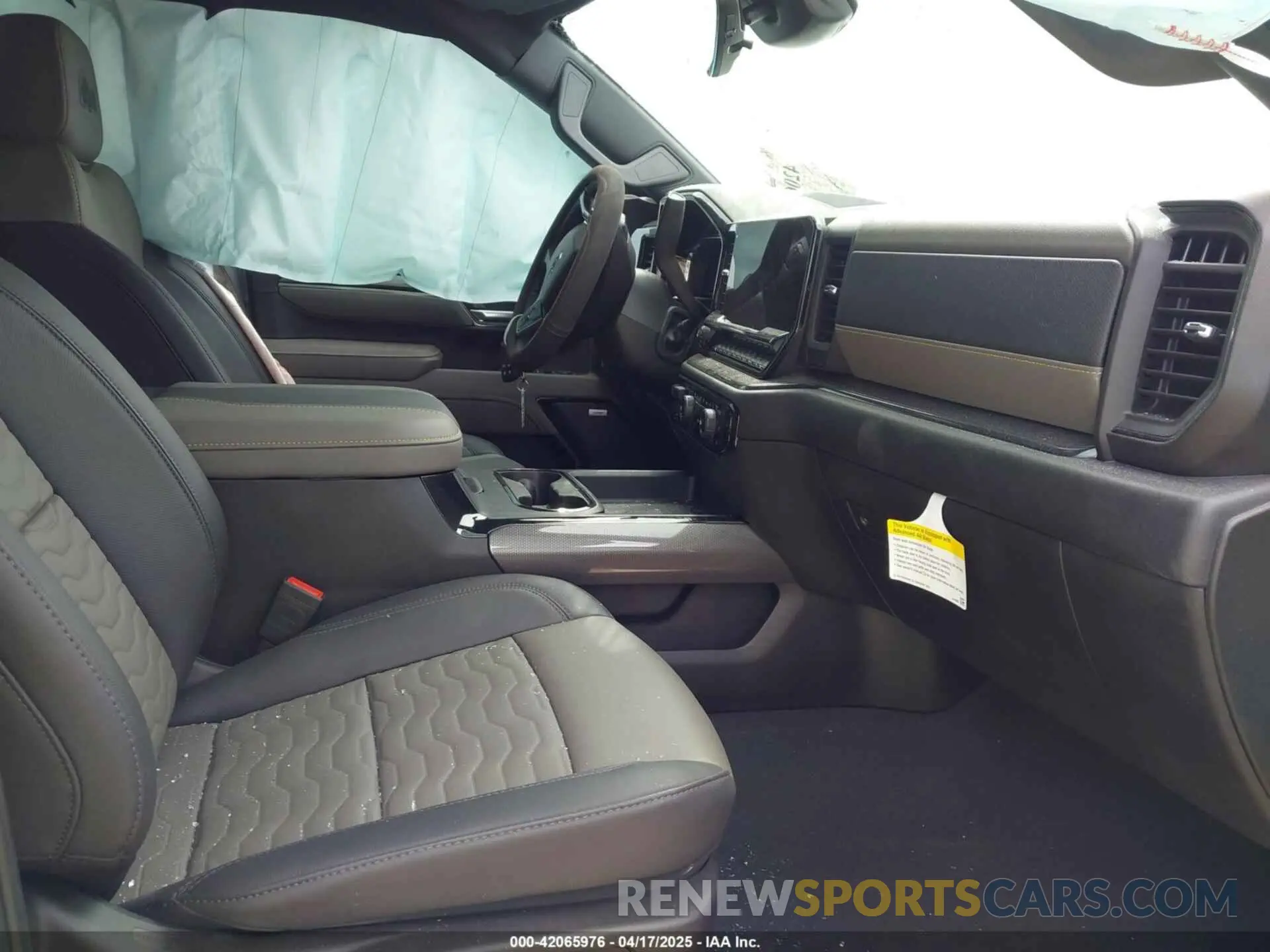 5 fotografías del automóvil dañado 1GC4YYEY9RF440980 CHEVROLET SILVERADO 2500HD 2024