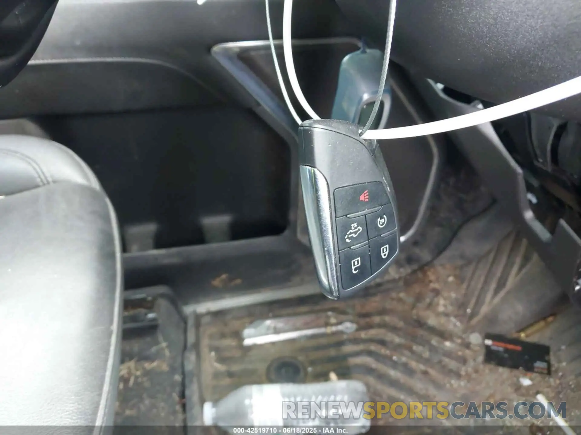 10 fotografías del automóvil dañado 2GC4YNE73R1139246 CHEVROLET SILVERADO 2500HD 2024