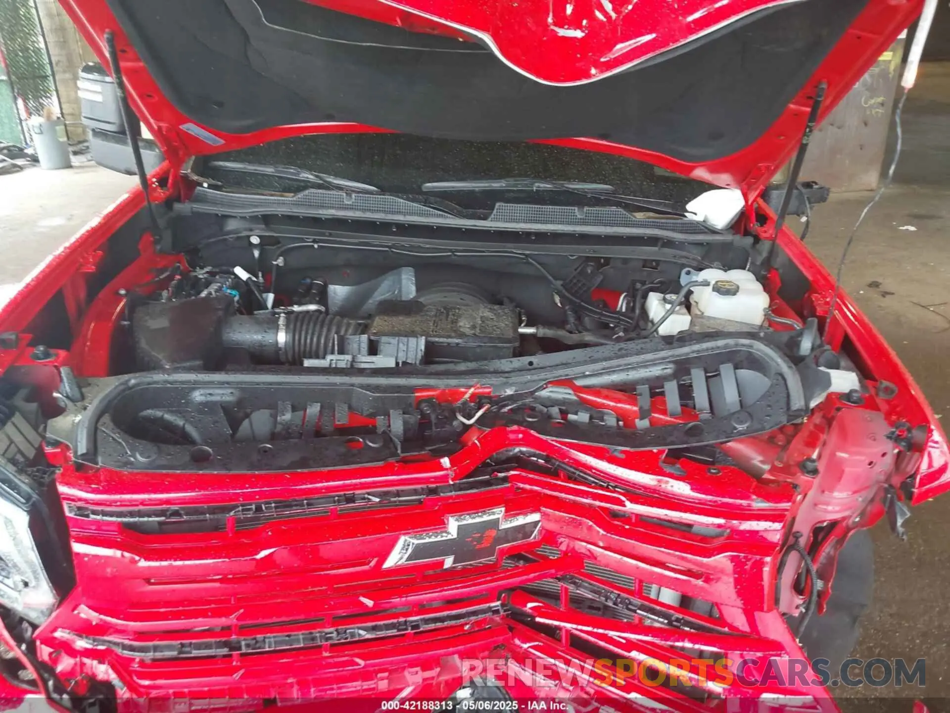 10 fotografías del automóvil dañado 2GC4YNE75R1237713 CHEVROLET SILVERADO 2500HD 2024