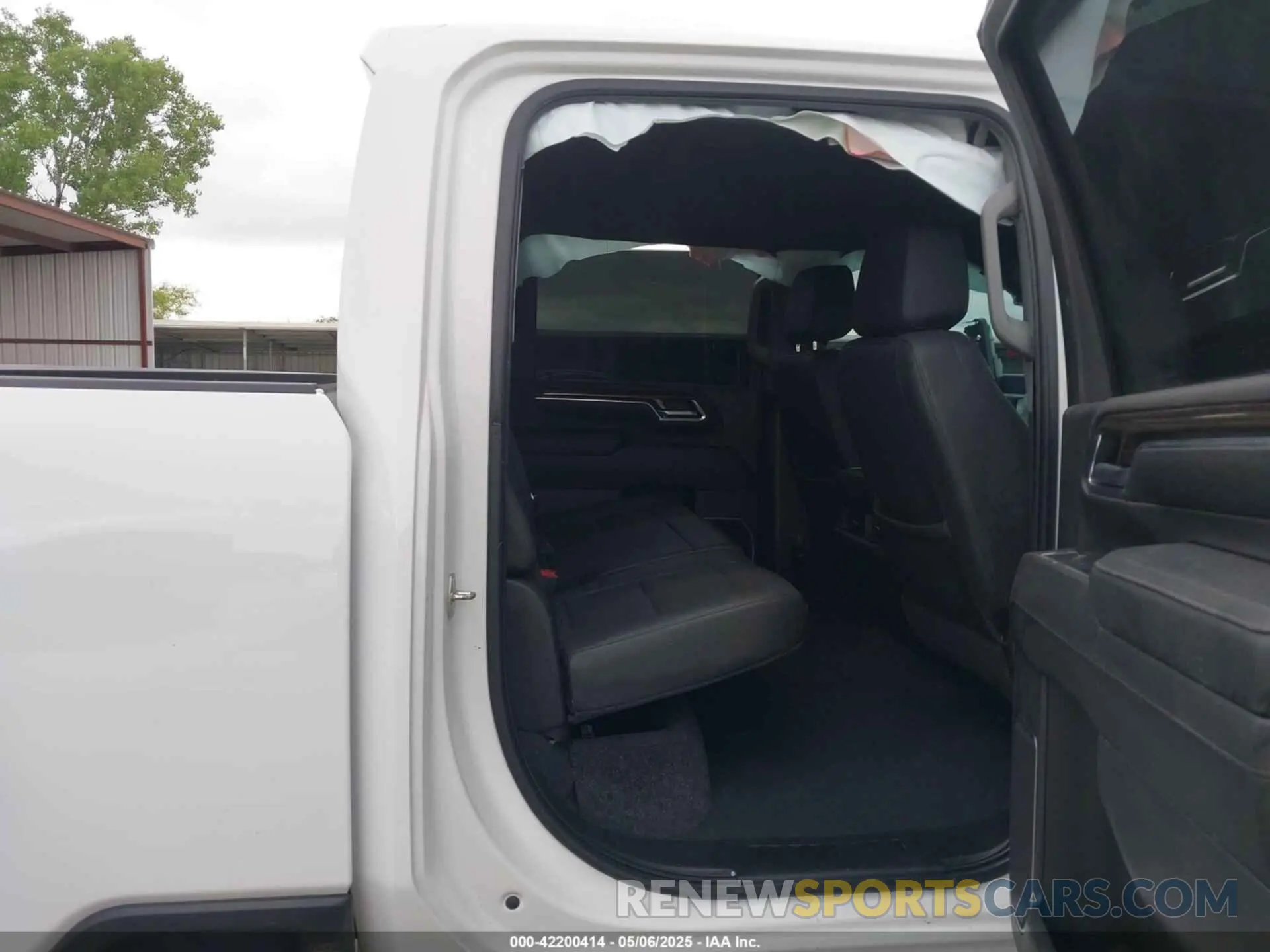 7 fotografías del automóvil dañado 2GC4YNEY1R1181424 CHEVROLET SILVERADO 2500HD 2024