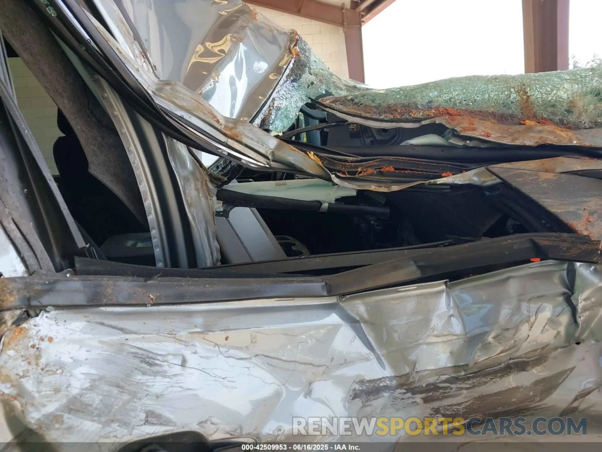 5 fotografías del automóvil dañado 2GC4YNEY2R1112127 CHEVROLET SILVERADO 2500HD 2024