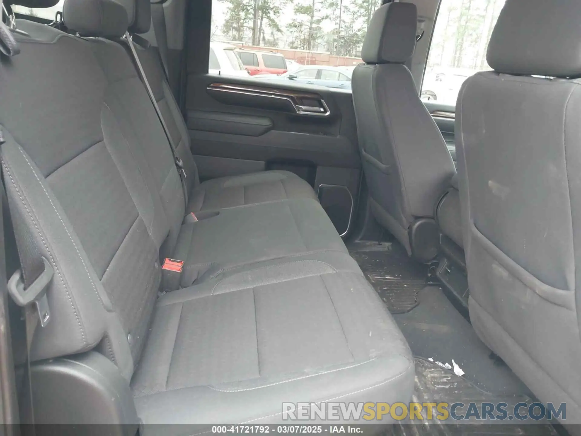 7 fotografías del automóvil dañado 2GC4YNEY6R1206303 CHEVROLET SILVERADO 2500HD 2024
