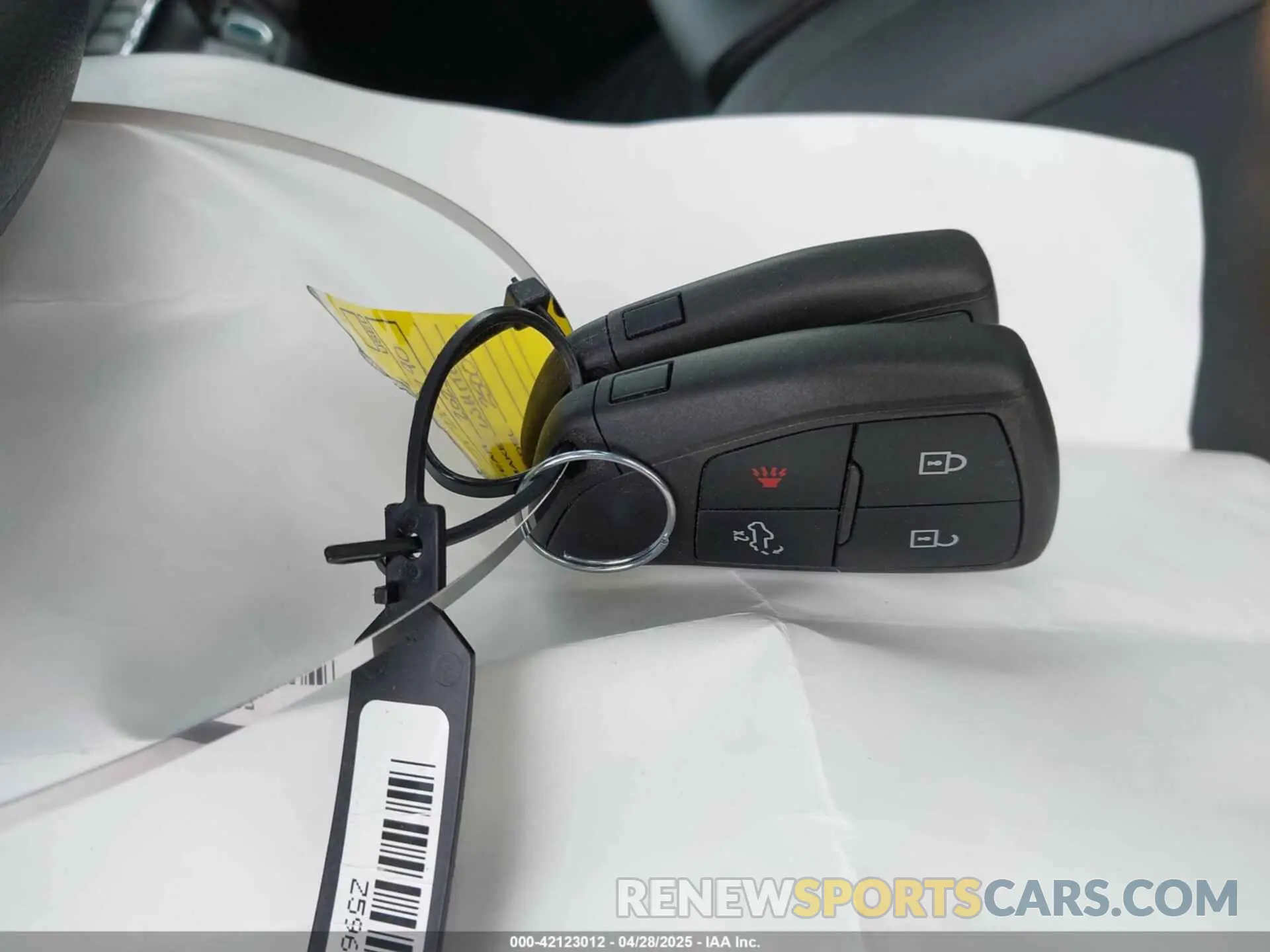 11 fotografías del automóvil dañado 1GC0ALE71SF210790 CHEVROLET SILVERADO 2500HD 2025