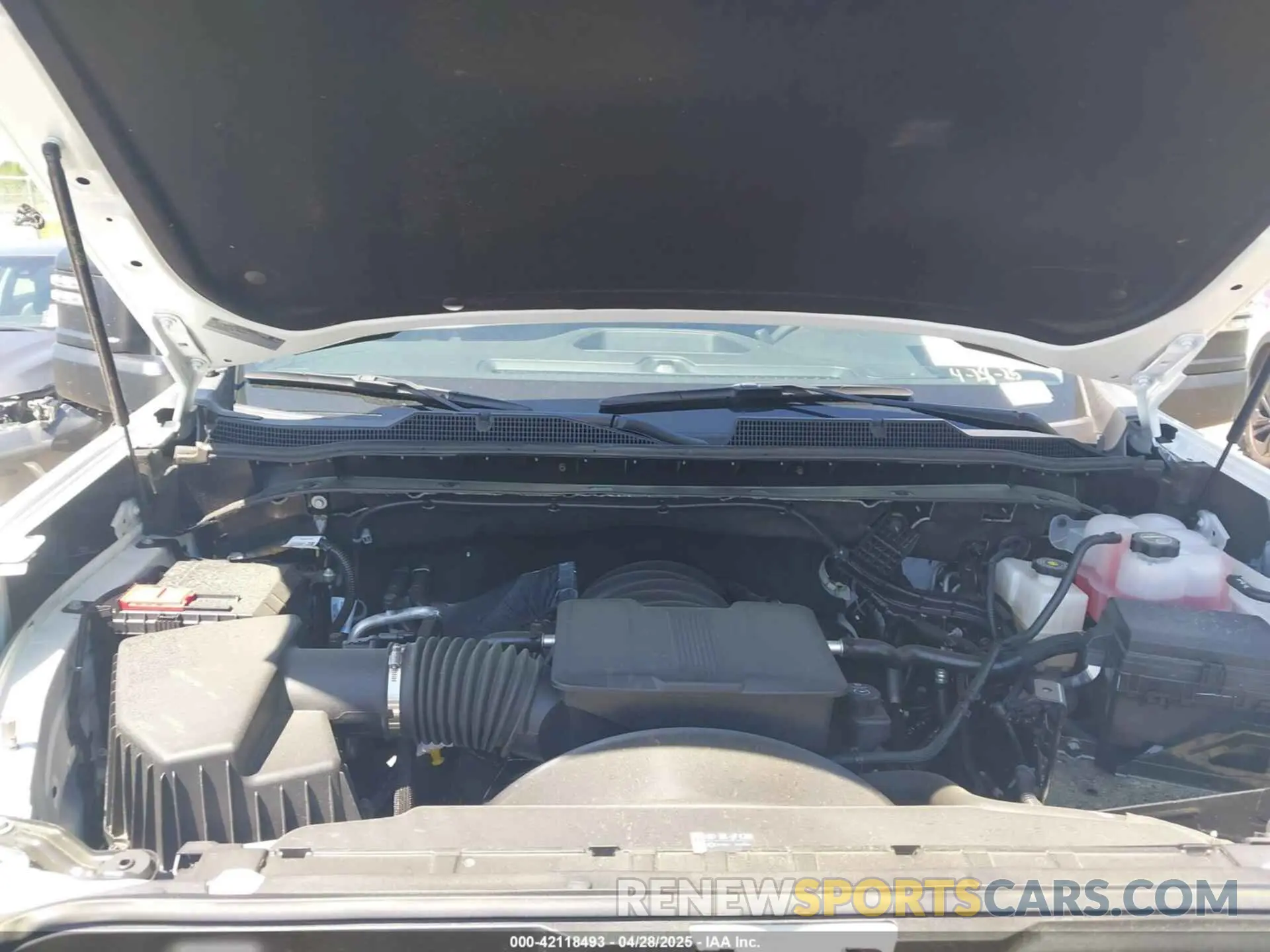 9 fotografías del automóvil dañado 1GC4KME79SF145305 CHEVROLET SILVERADO 2500HD 2025