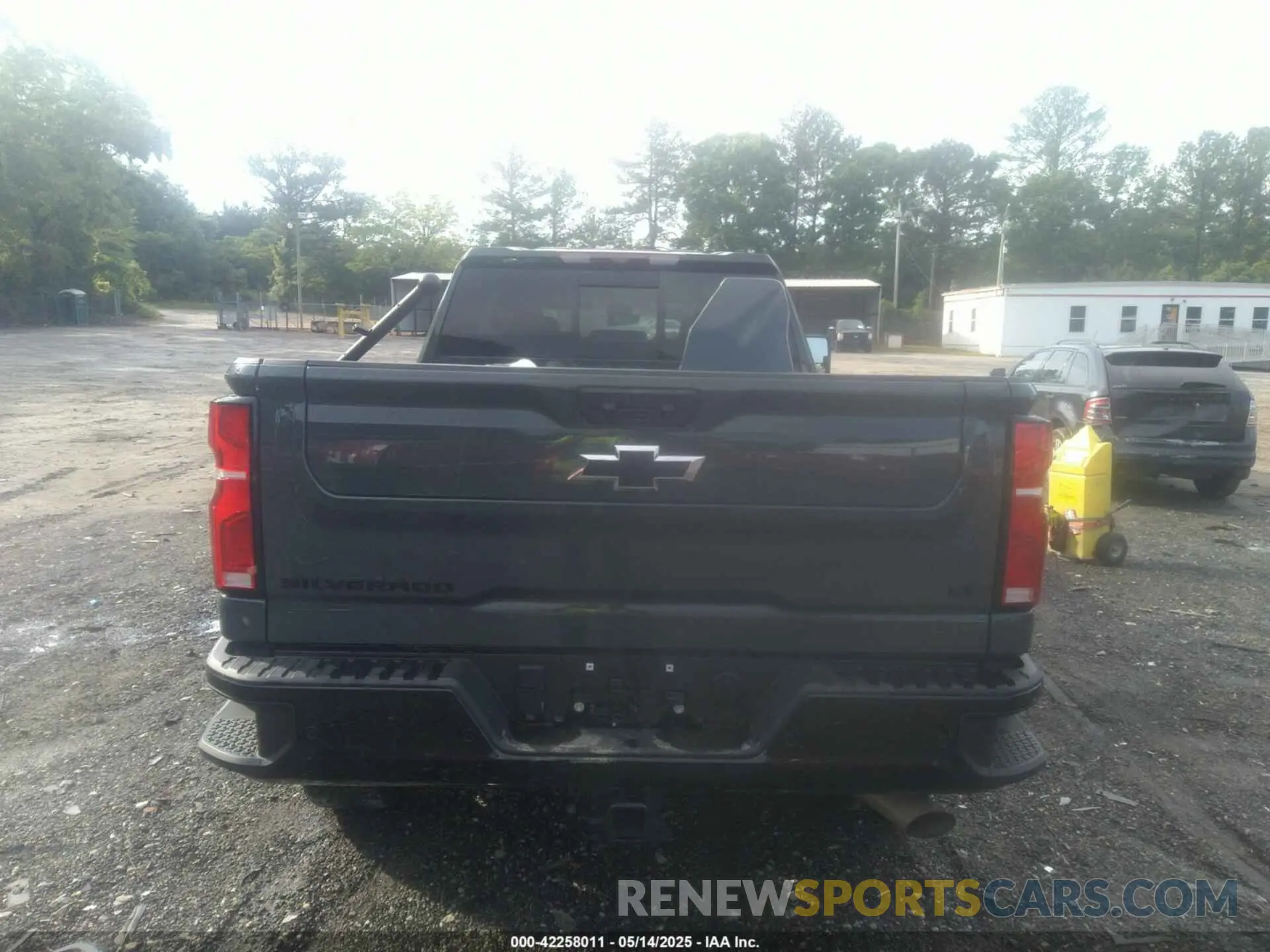 15 fotografías del automóvil dañado 1GC4KNE73SF150781 CHEVROLET SILVERADO 2500HD 2025
