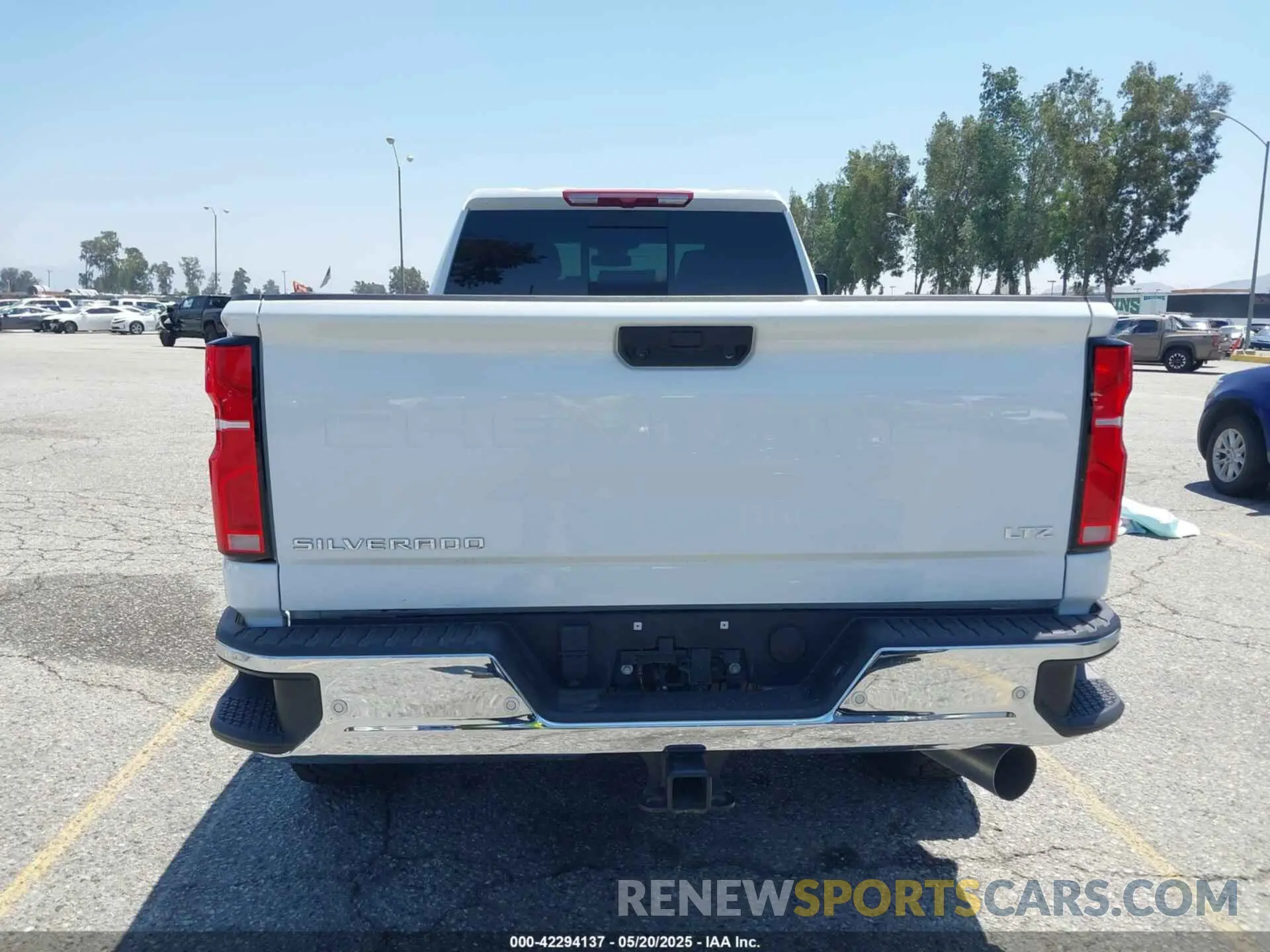 16 fotografías del automóvil dañado 1GC4KPEY7SF148925 CHEVROLET SILVERADO 2500HD 2025