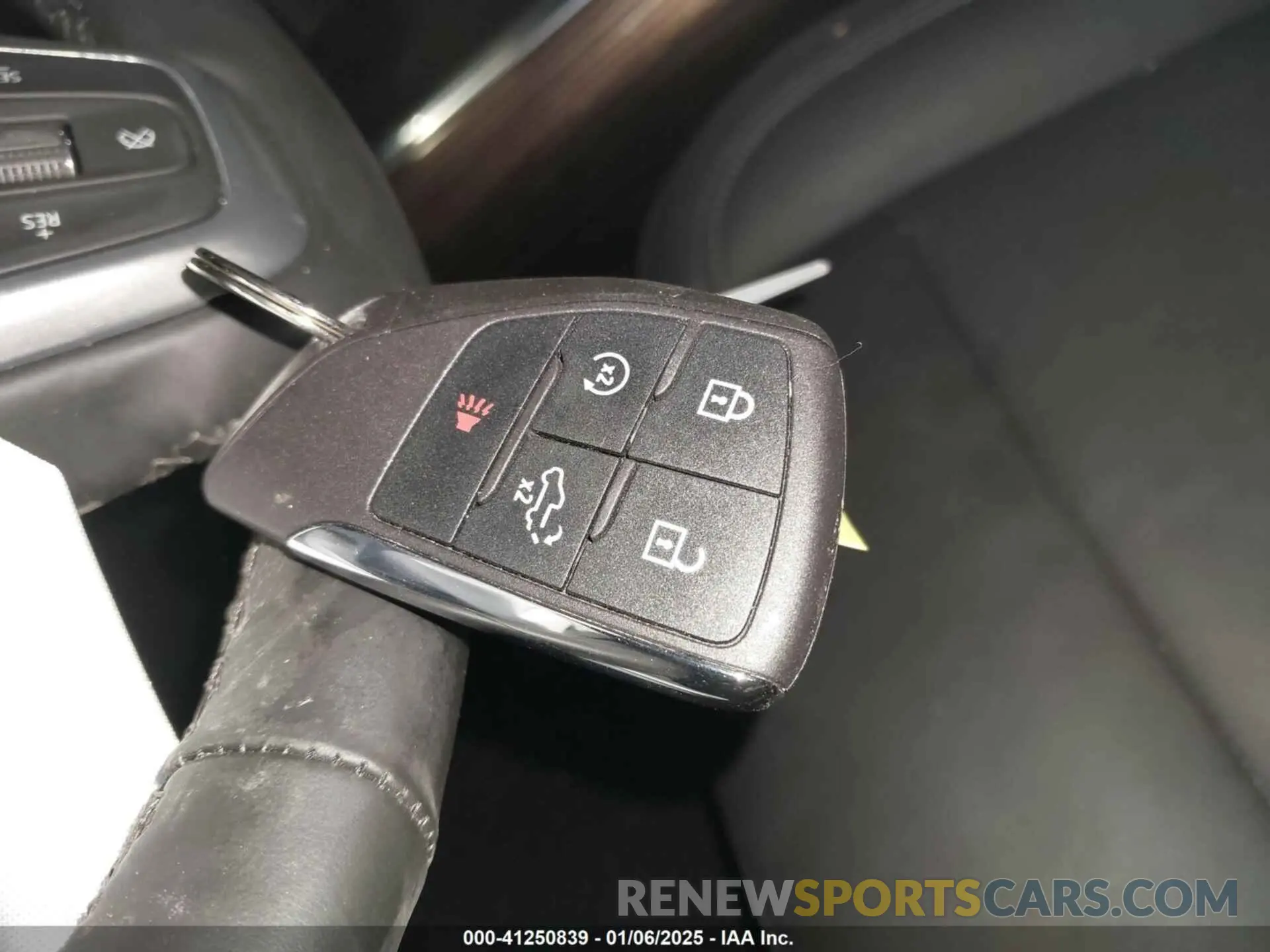 11 fotografías del automóvil dañado 2GC4KNE72S1137446 CHEVROLET SILVERADO 2500HD 2025