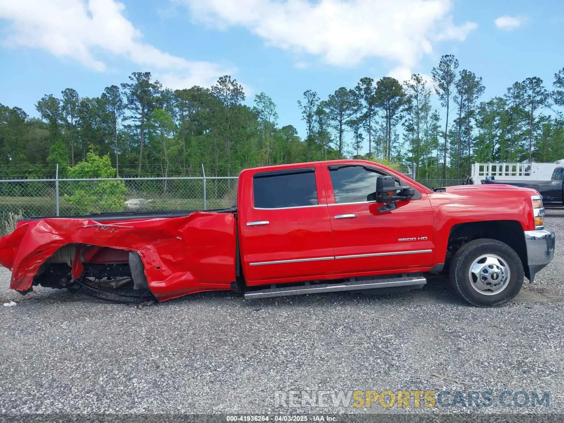 14 fotografías del automóvil dañado 1GC4KXEY3KF230120 CHEVROLET SILVERADO 3500HD 2019