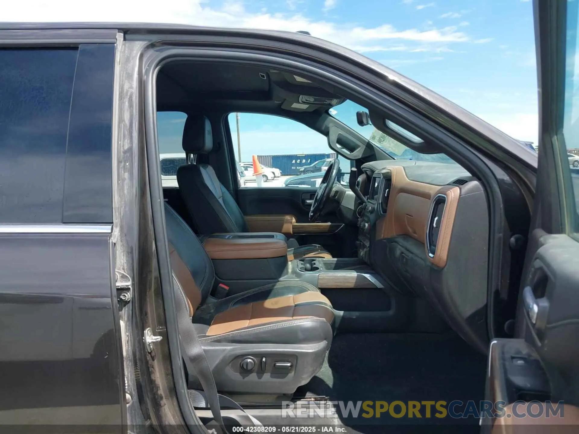 11 fotografías del automóvil dañado 1GC4YVEY1LF295648 CHEVROLET SILVERADO 3500HD 2020
