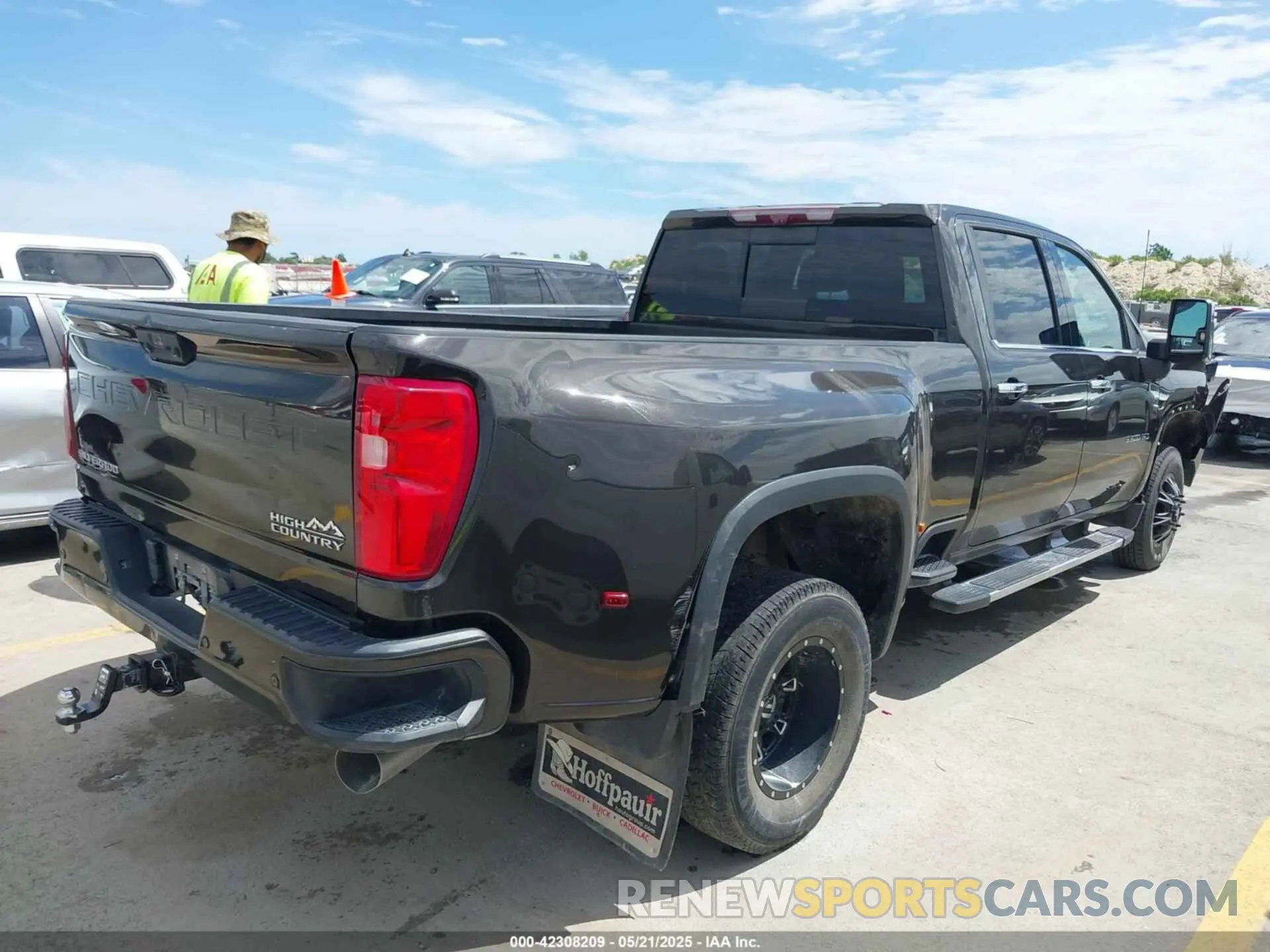 4 fotografías del automóvil dañado 1GC4YVEY1LF295648 CHEVROLET SILVERADO 3500HD 2020