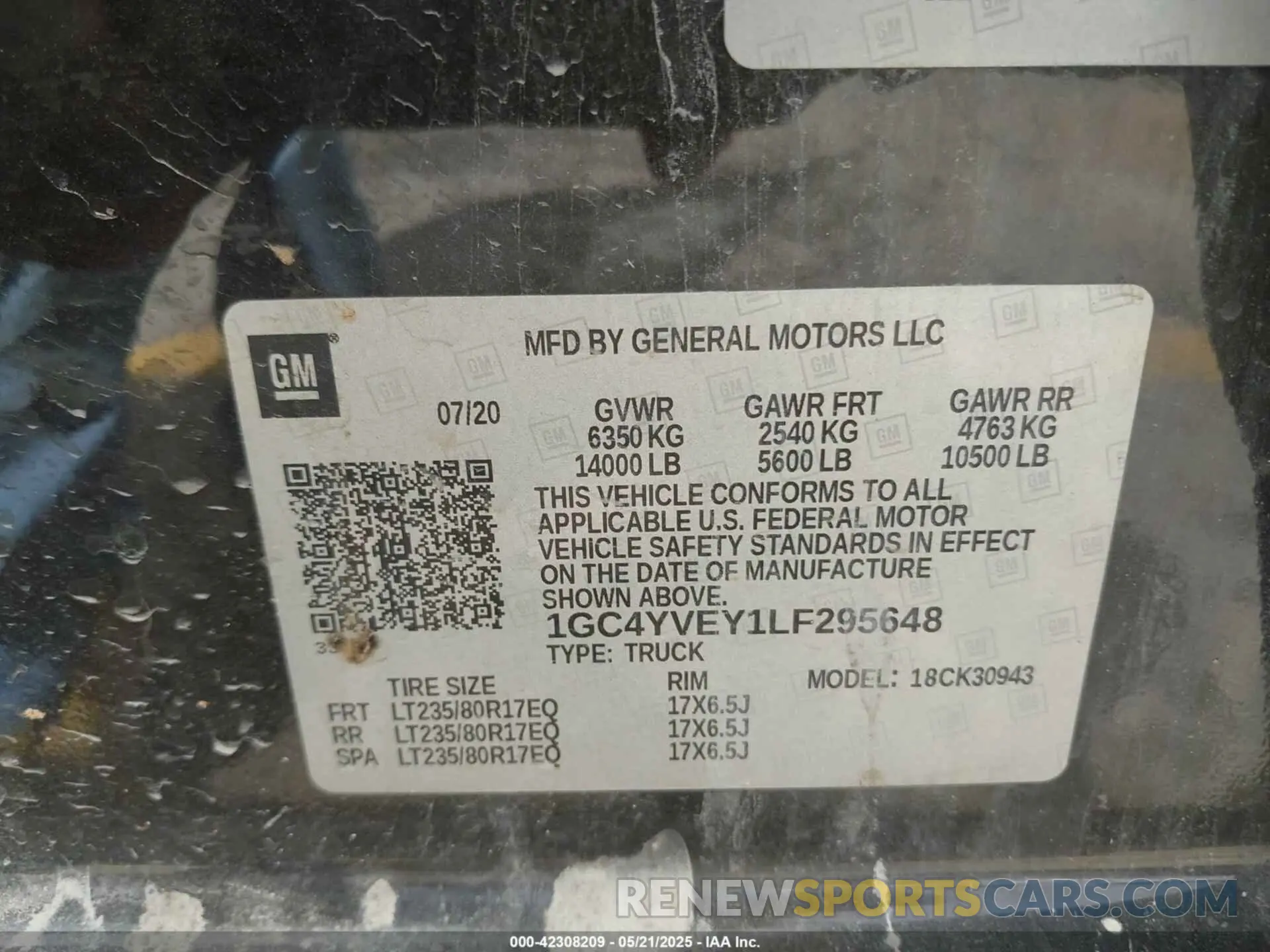 8 fotografías del automóvil dañado 1GC4YVEY1LF295648 CHEVROLET SILVERADO 3500HD 2020